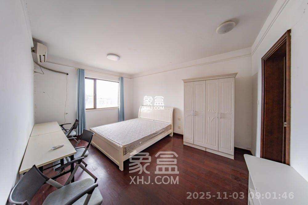 中海国际三期 4室2厅2卫 2500.0元/月 中海国际三期 4室2厅2卫 2500.0元/月室内图