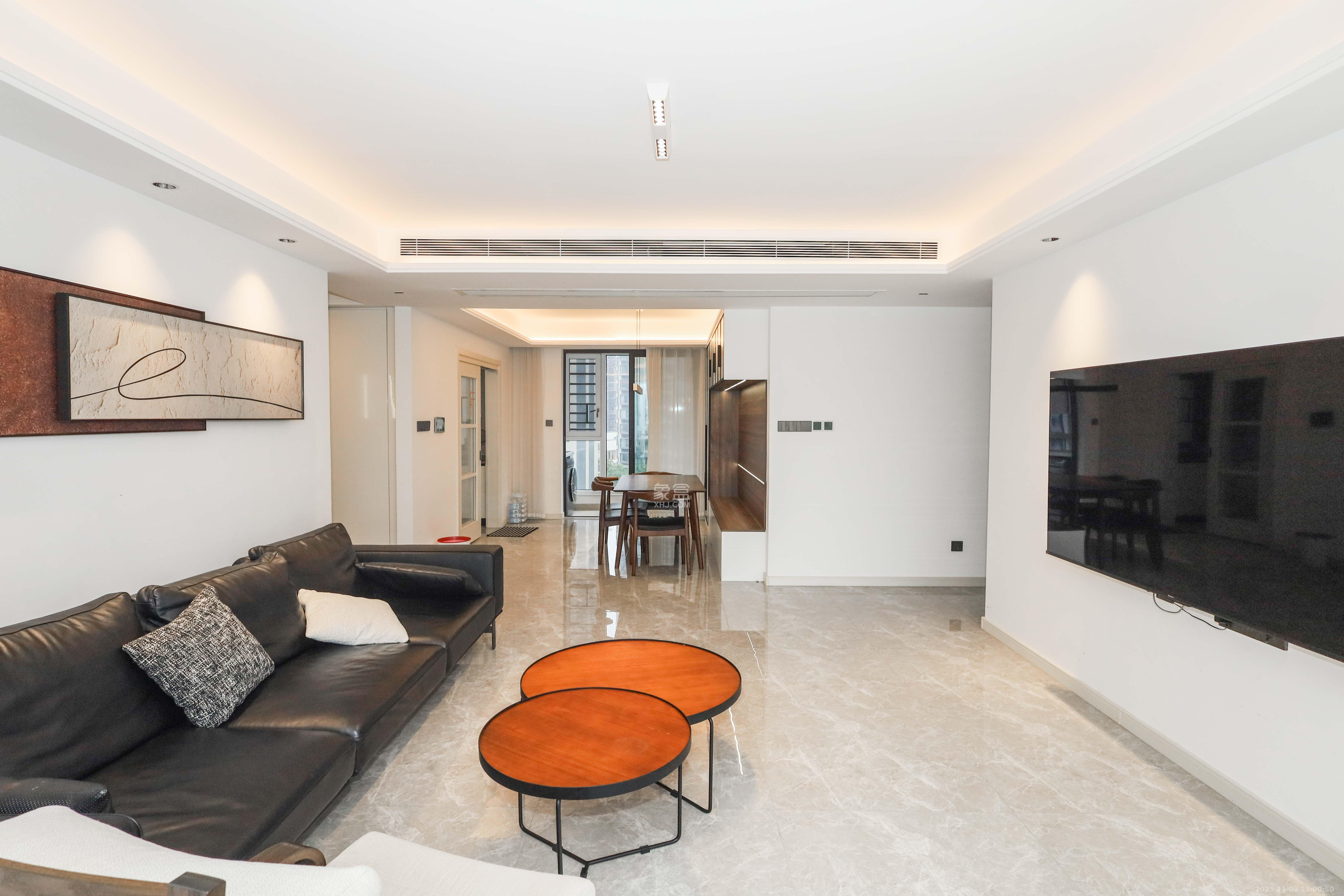 万科金色梦想C区 4室2厅2卫 168.0万 万科金色梦想C区 4室2厅2卫 168.0万客厅