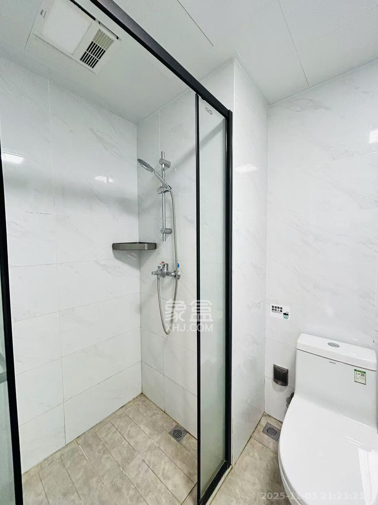 梅溪华府（新城金茂梦想华府）  1室1厅1卫    1650.0元/月室内图