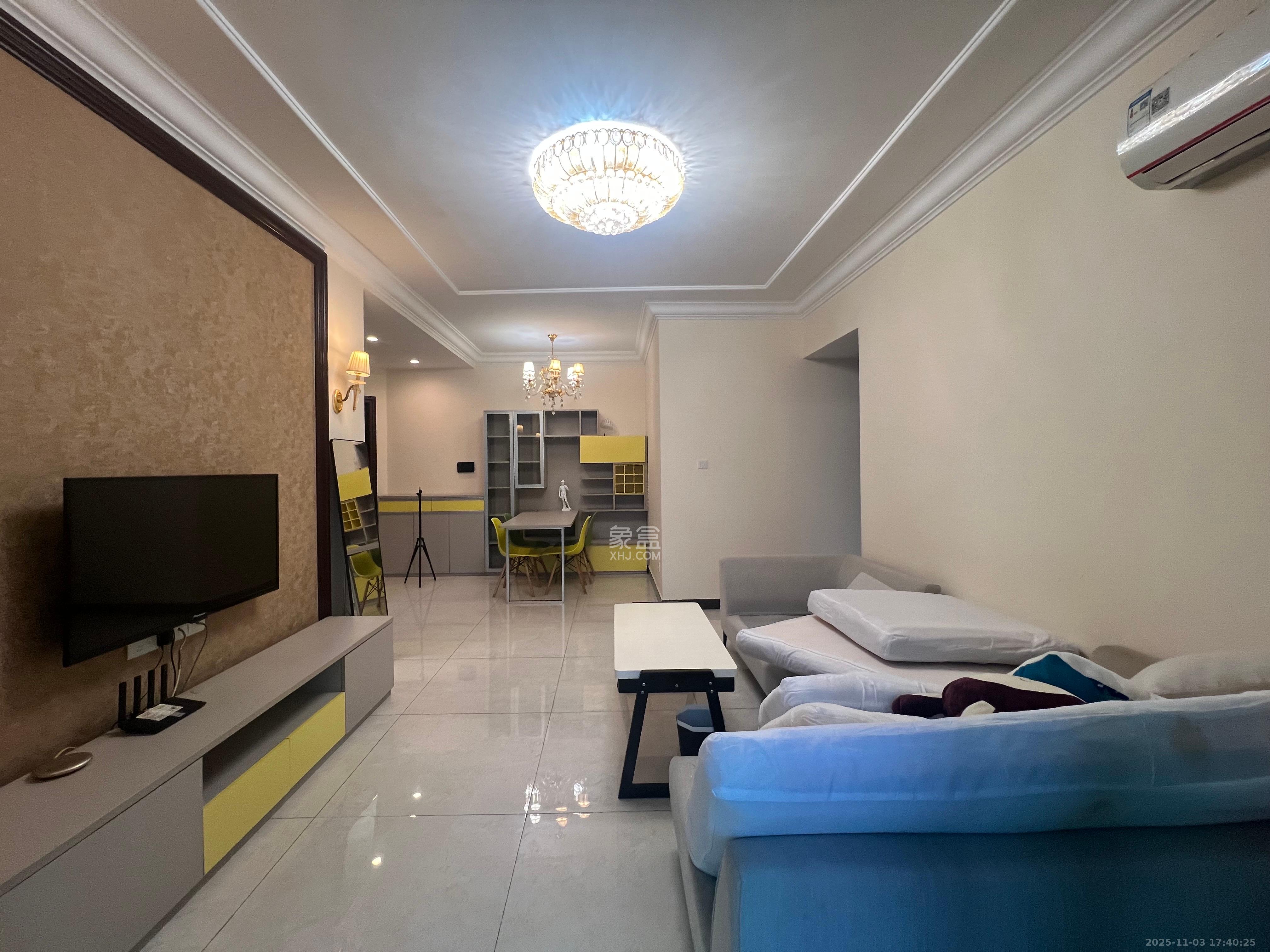 恒大雅苑 2室2厅1卫 2300.0元/月 恒大雅苑 2室2厅1卫 2300.0元/月室内图