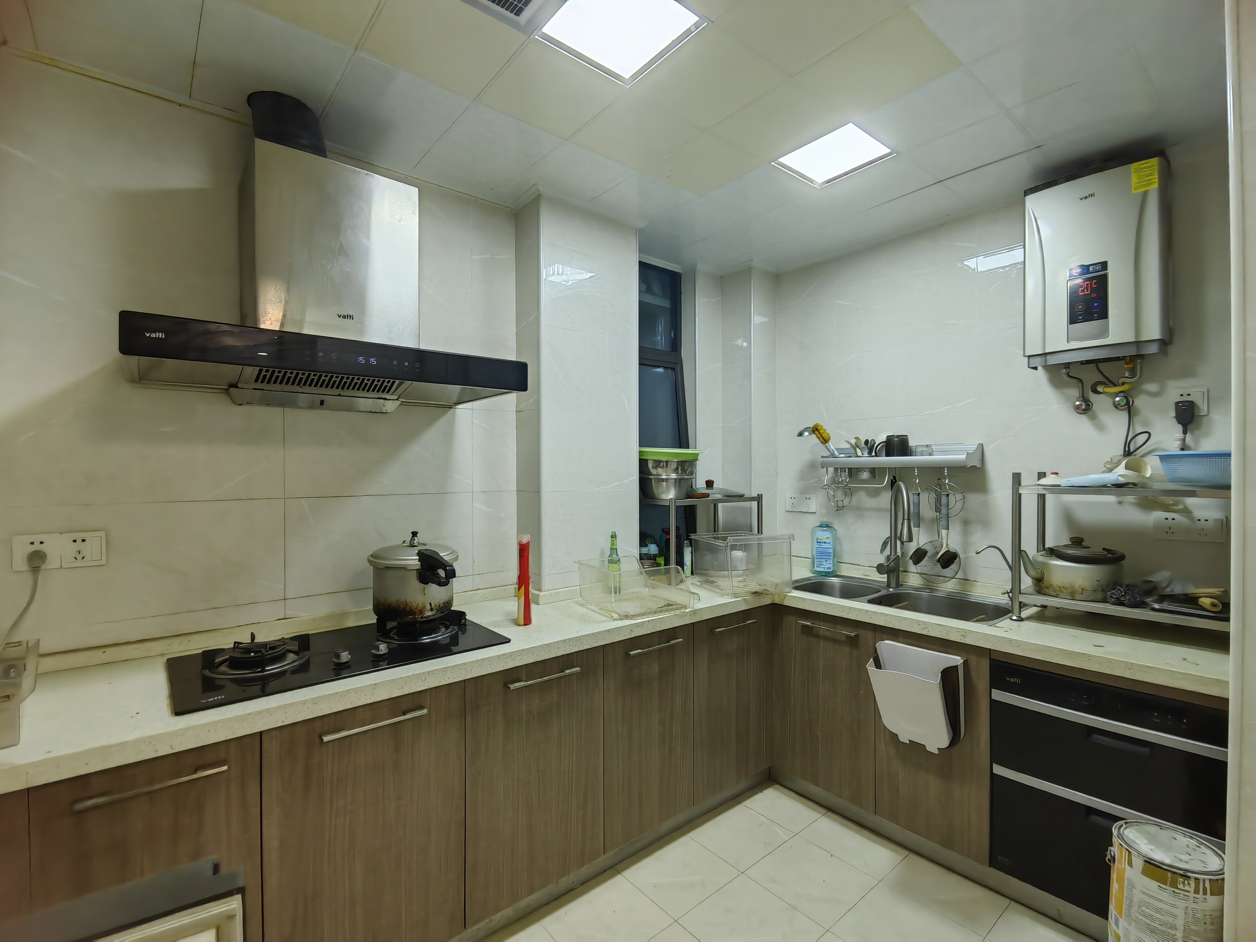 五江碧桂园城市广场 3室2厅2卫 2000.0元/月 五江碧桂园城市广场 3室2厅2卫 2000.0元/月室内图