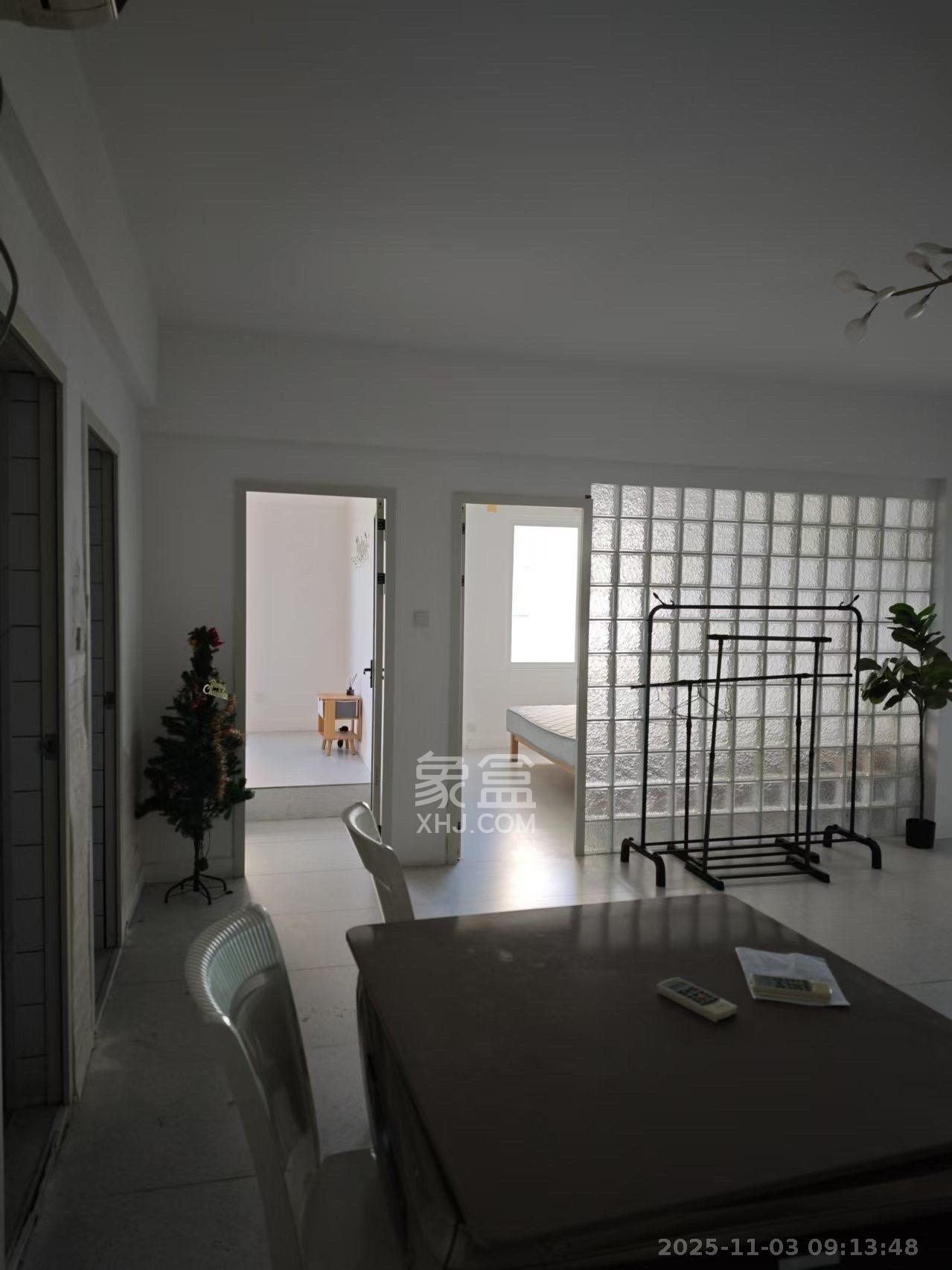 汇源大厦 3室2厅2卫 3900.0元/月 汇源大厦 3室2厅2卫 3900.0元/月室内图