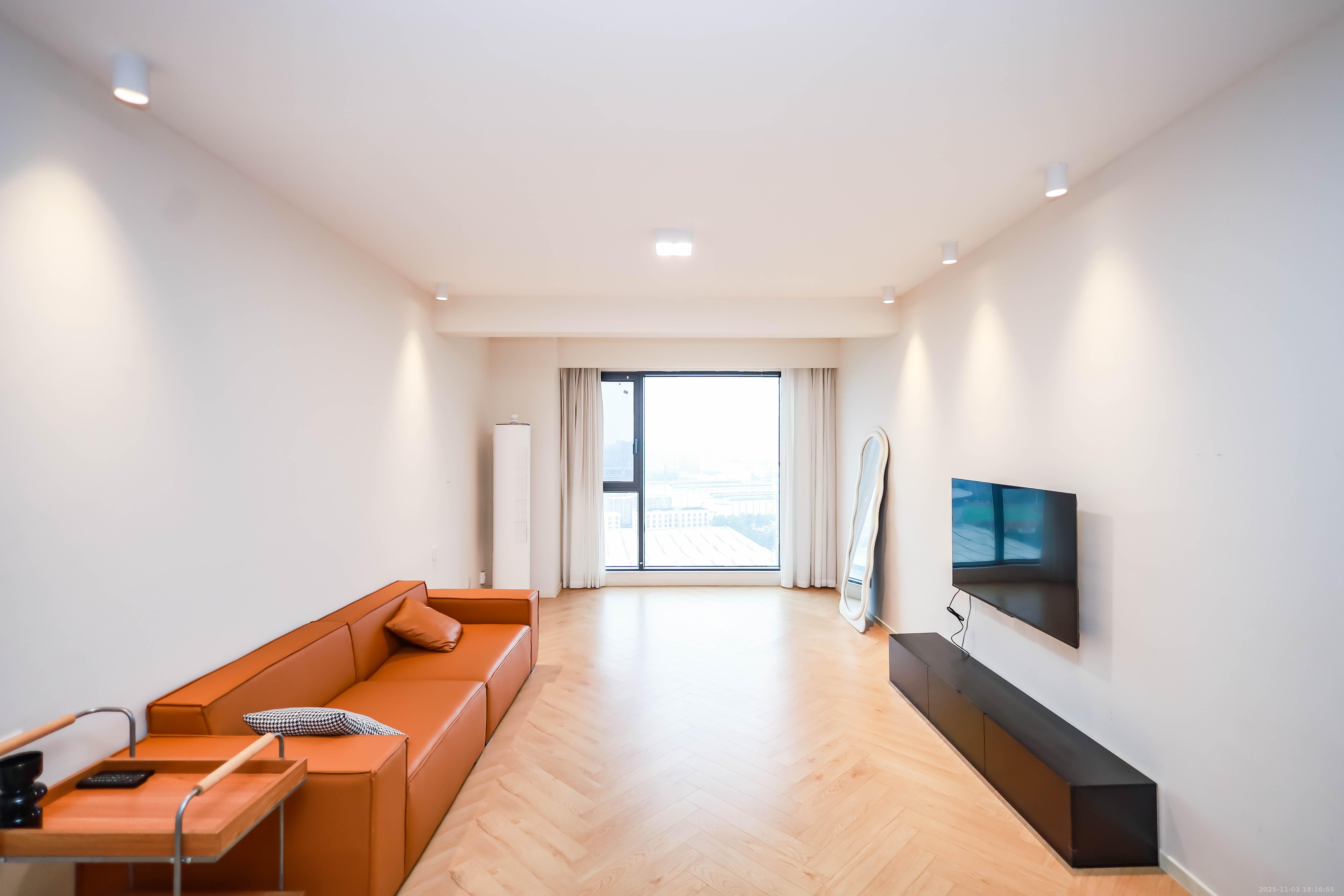 长房云尚公馆  3室2厅2卫    125.0万