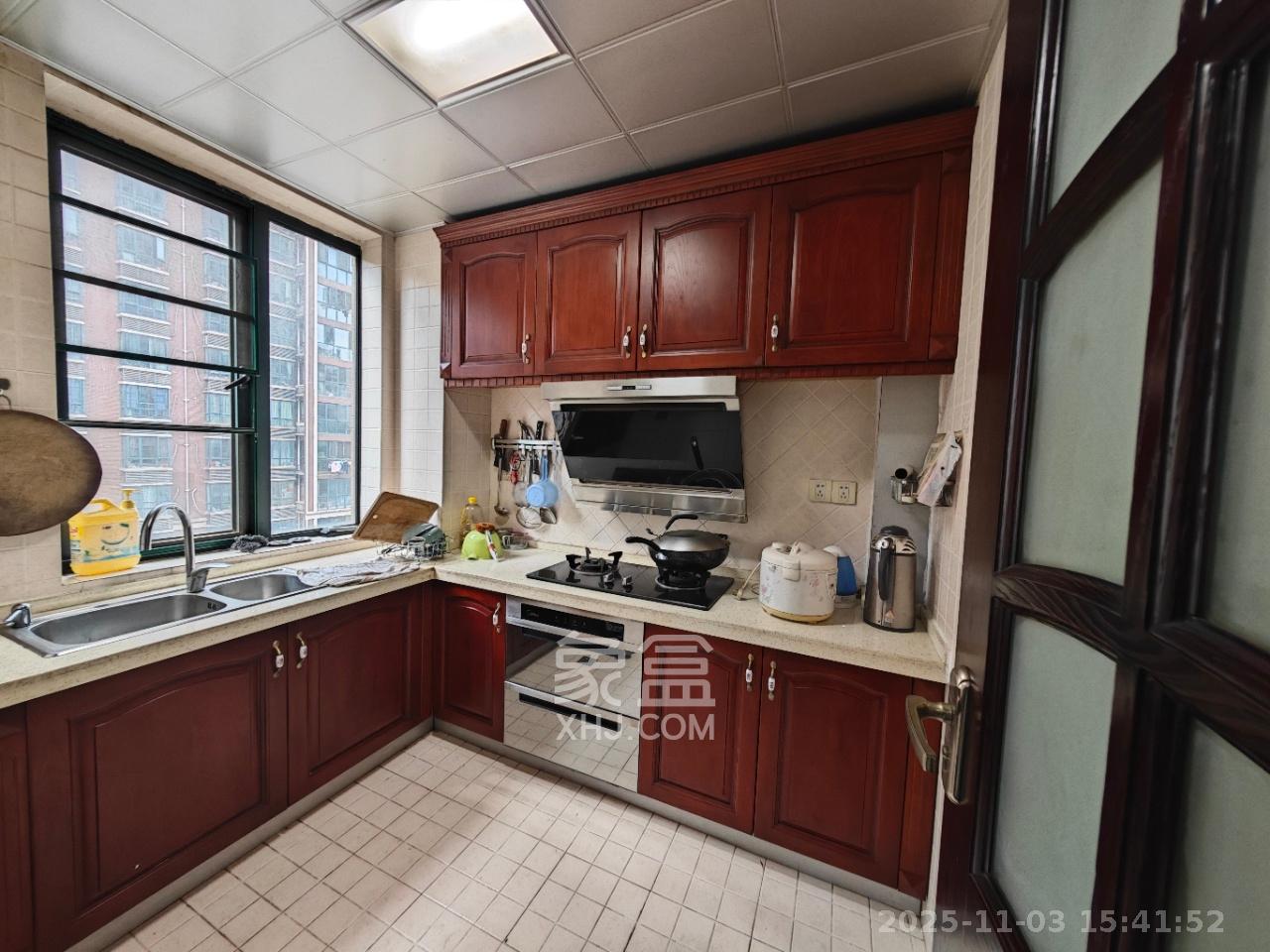 长沙欧洲城 4室2厅2卫 4000.0元/月 长沙欧洲城 4室2厅2卫 4000.0元/月室内图