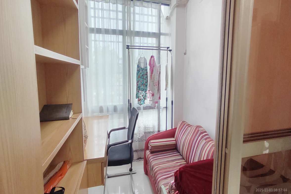 中国铁建国际城一期 3室2厅1卫 1500.0元/月 中国铁建国际城一期 3室2厅1卫 1500.0元/月室内图