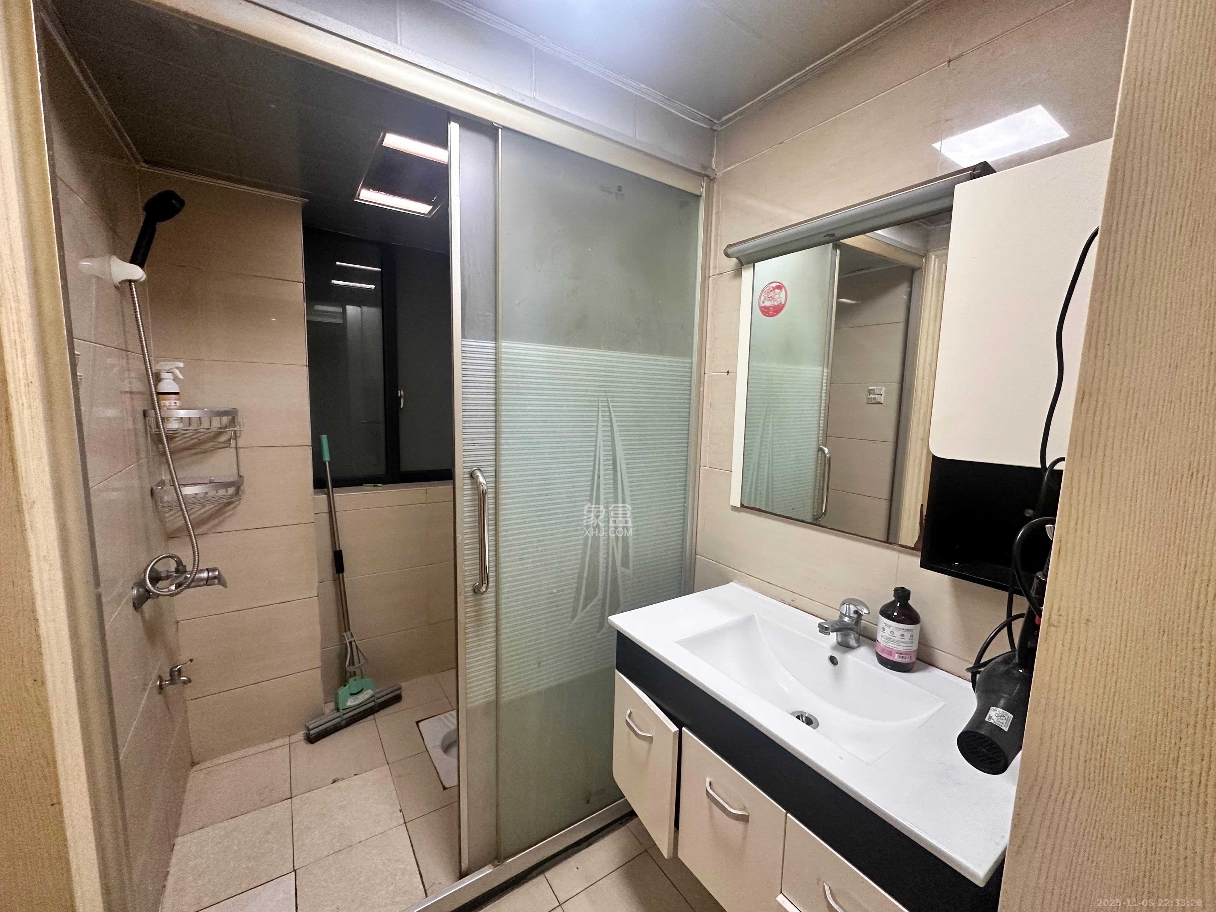 尚都花园城  3室2厅1卫    1580.0元/月室内图