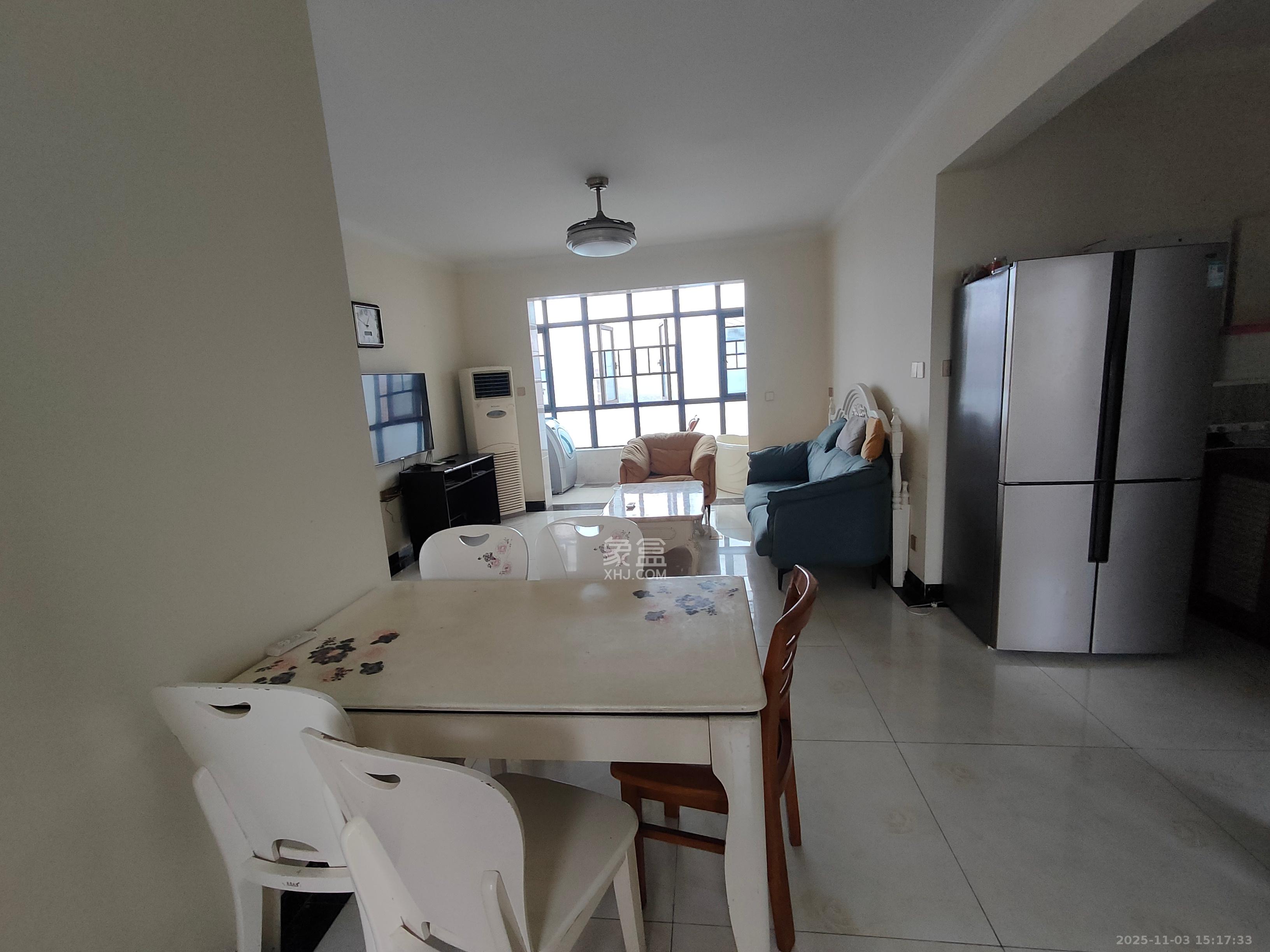 澳海澜庭  3室2厅1卫    1600.0元/月