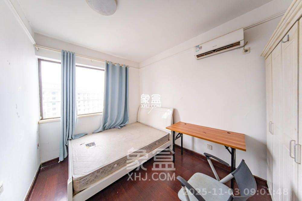 中海国际三期 4室2厅2卫 2500.0元/月 中海国际三期 4室2厅2卫 2500.0元/月室内图