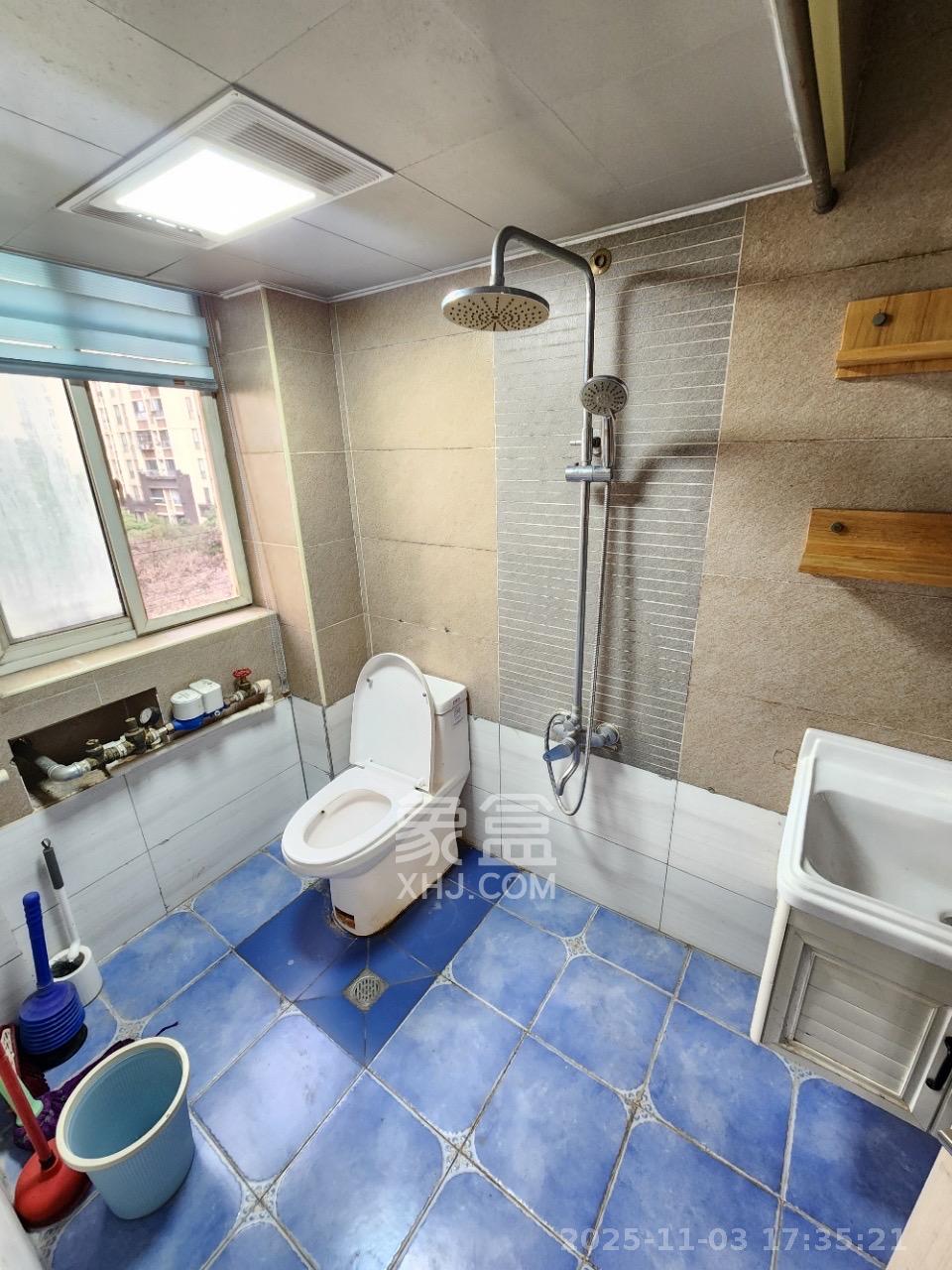 金色山庄  2室2厅1卫    2500.0元/月室内图