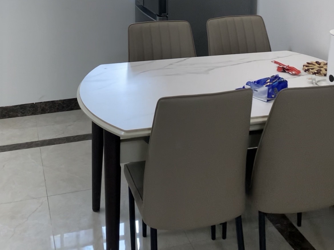 南海幸福汇  4室2厅2卫    2600.0元/月 南海幸福汇  4室2厅2卫    2600.0元/月室内图