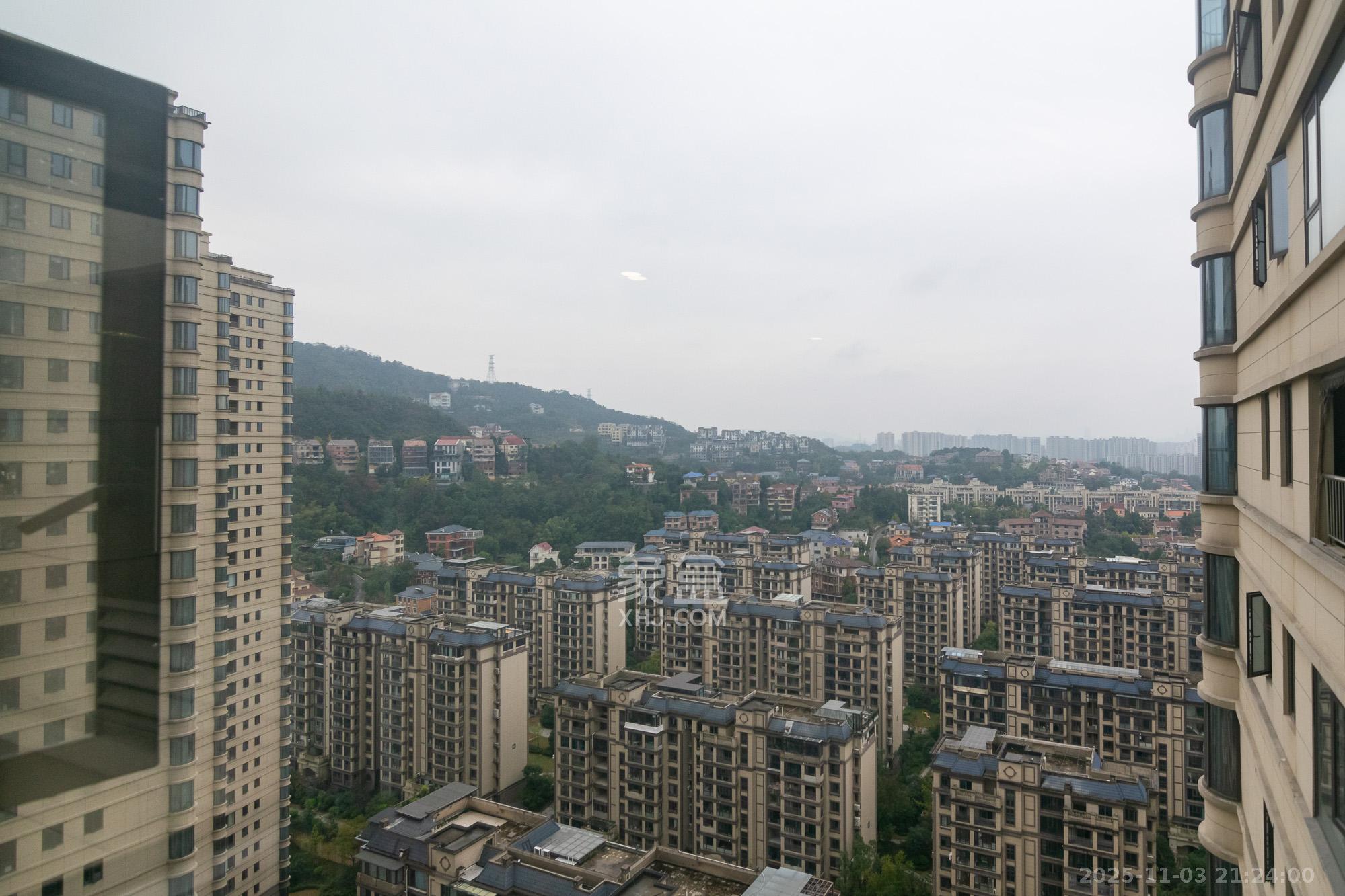 润和山水郡  4室2厅2卫    116.0万其他