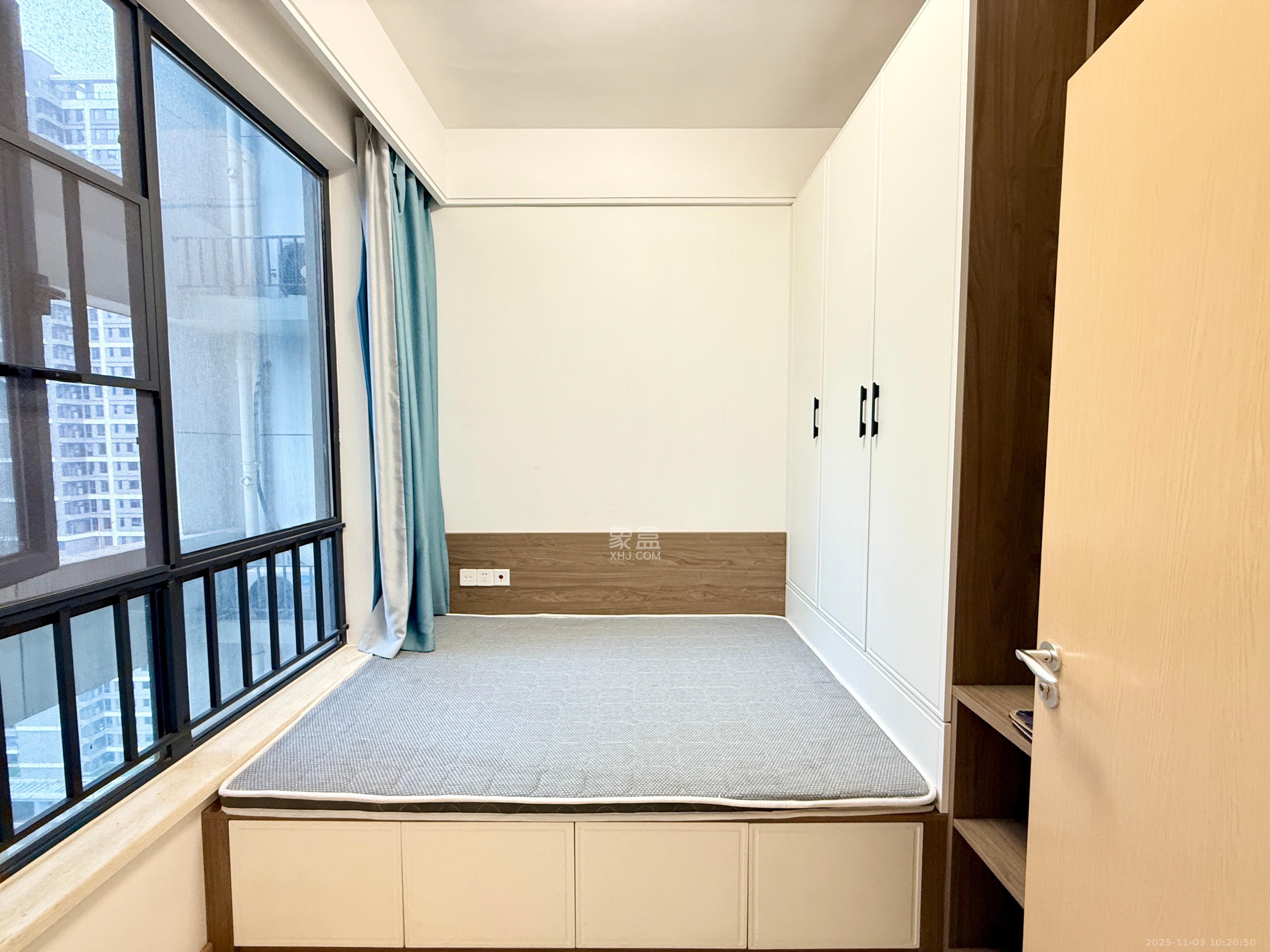 启迪协信中心 2室2厅1卫 2600.0元/月 启迪协信中心 2室2厅1卫 2600.0元/月室内图