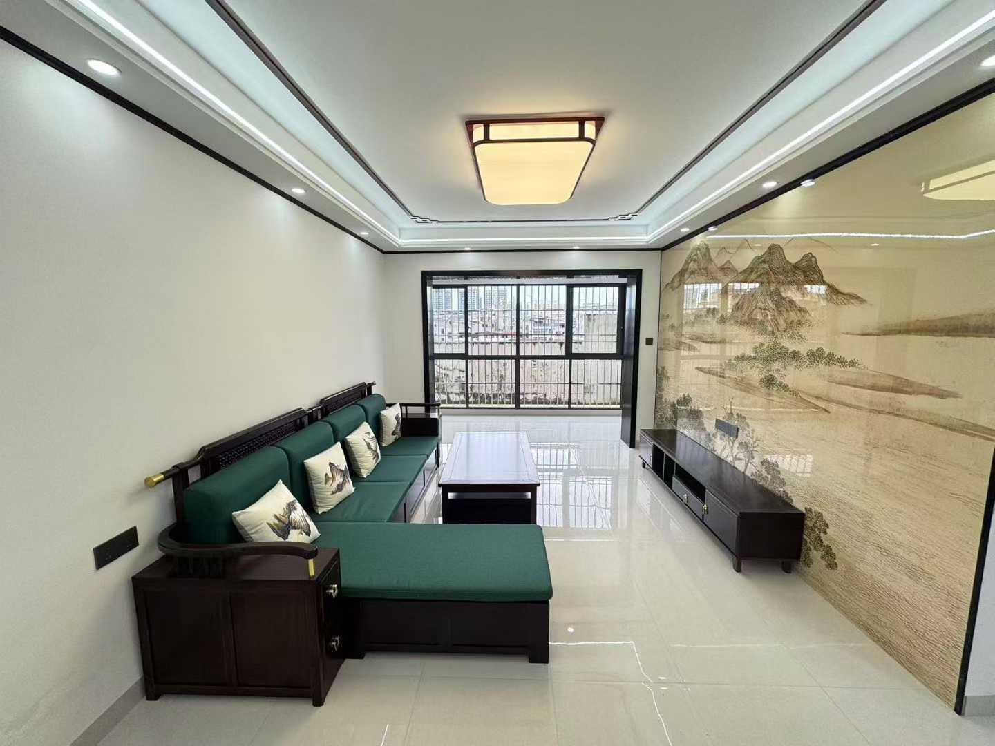 盛贤景都  3室2厅2卫    138.0万室内图