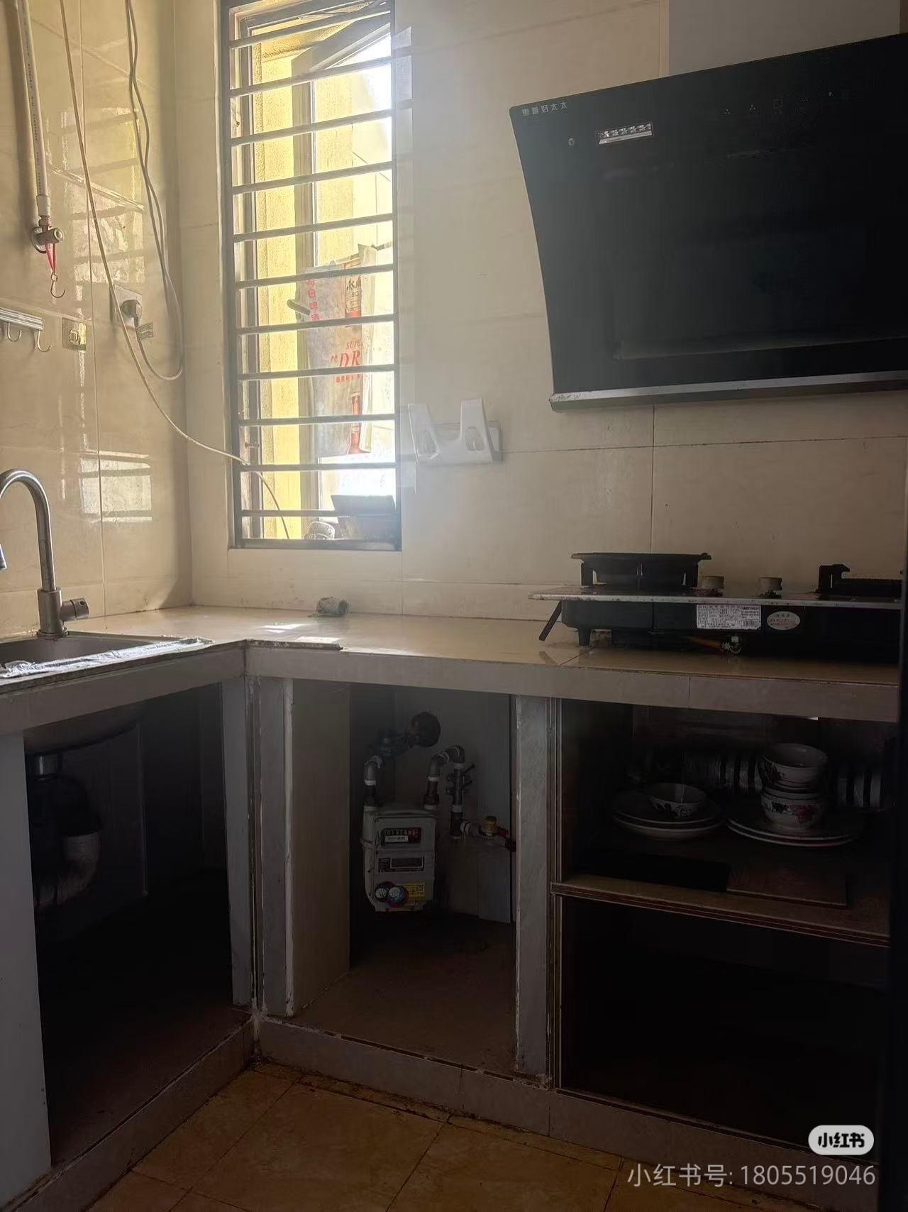 滨海新城Y11块地（滨海佳园）  3室1厅1卫    2400.0元/月室内图