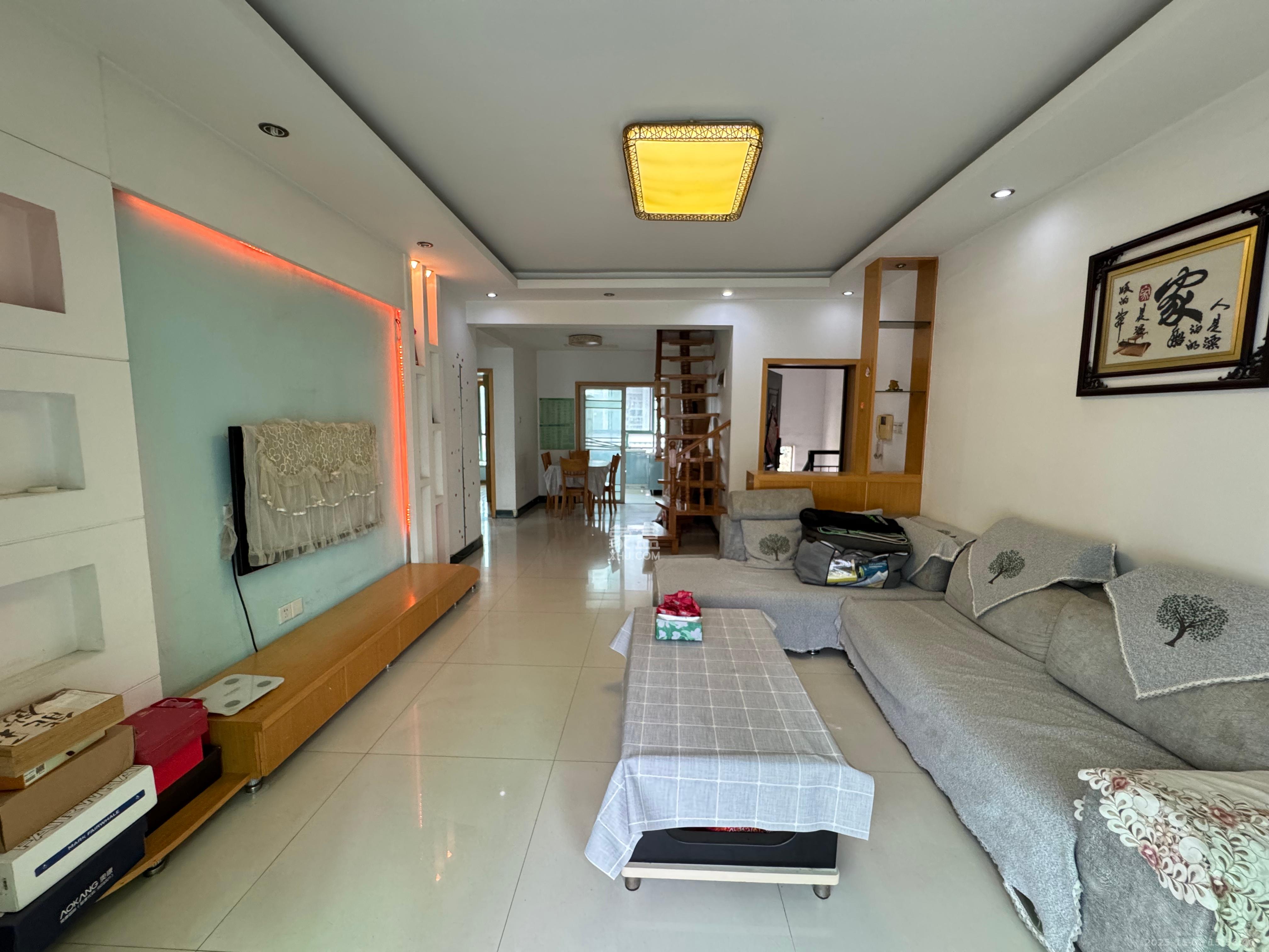 柠檬丽都 4室2厅1卫 2000.0元/月 柠檬丽都 4室2厅1卫 2000.0元/月室内图