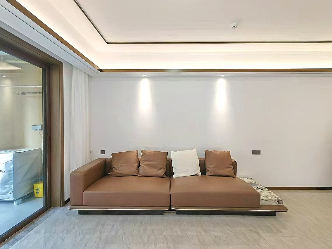 海航豪庭南苑  3室2厅1卫    6900.0元/月室内图