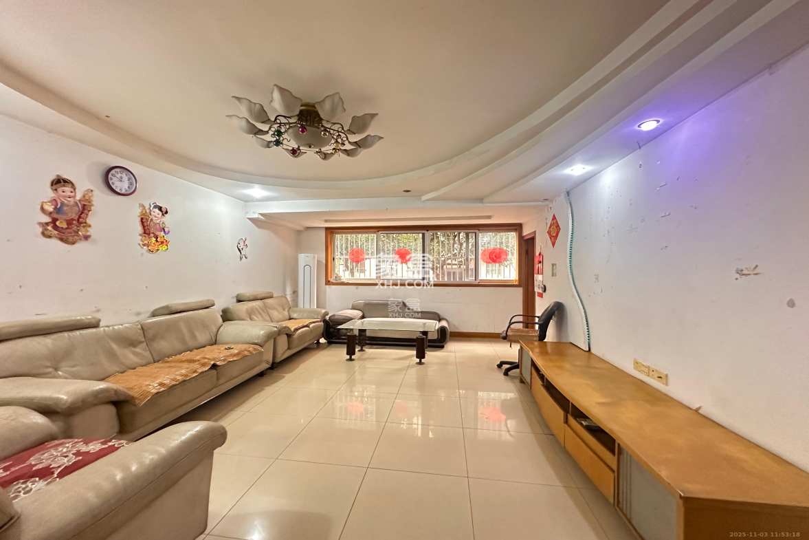 湘计花园 1室0厅0卫 2300.0元/月 湘计花园 1室0厅0卫 2300.0元/月室内图