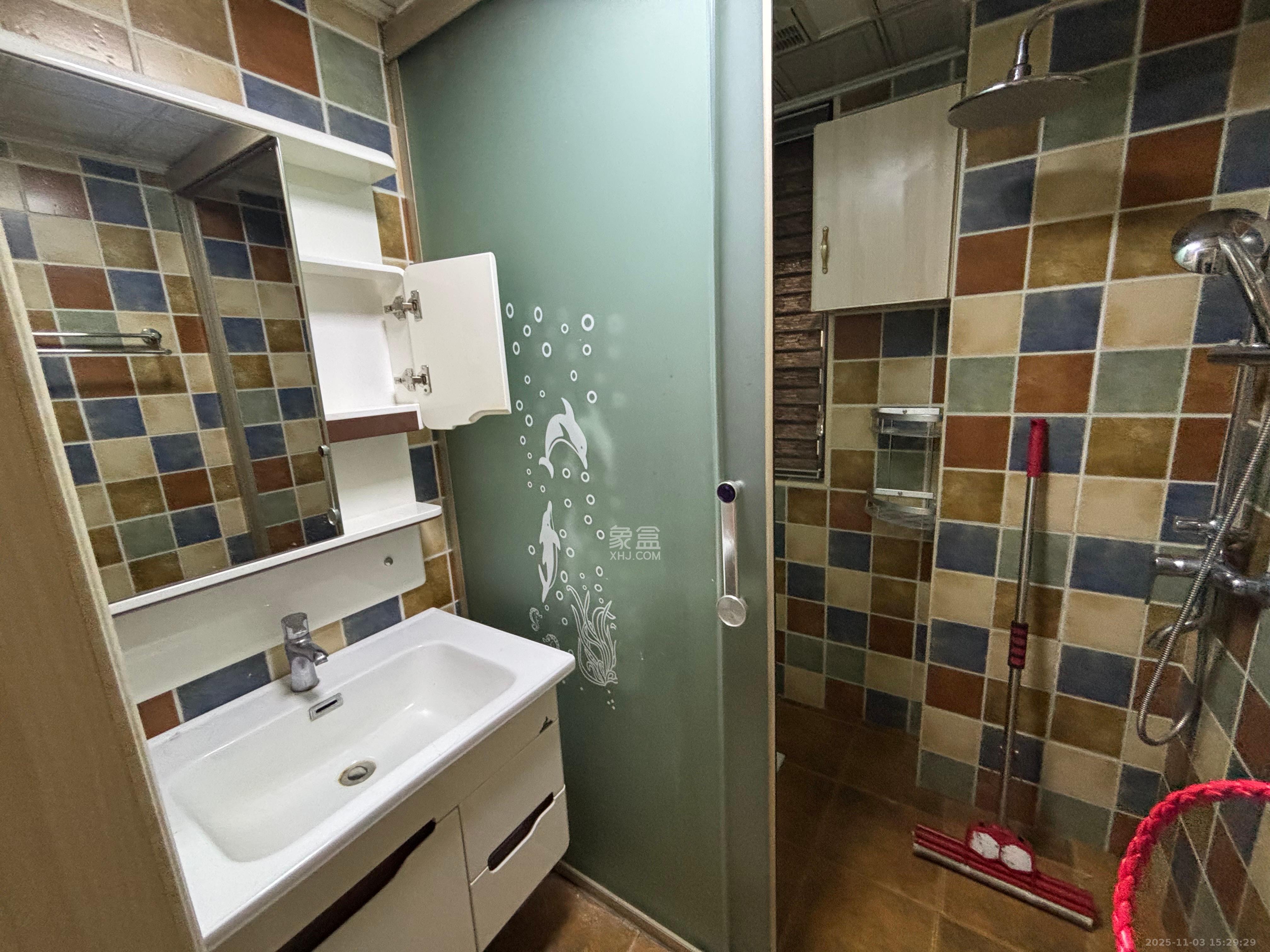 东宜兰园 2室1厅1卫 2100.0元/月 东宜兰园 2室1厅1卫 2100.0元/月室内图