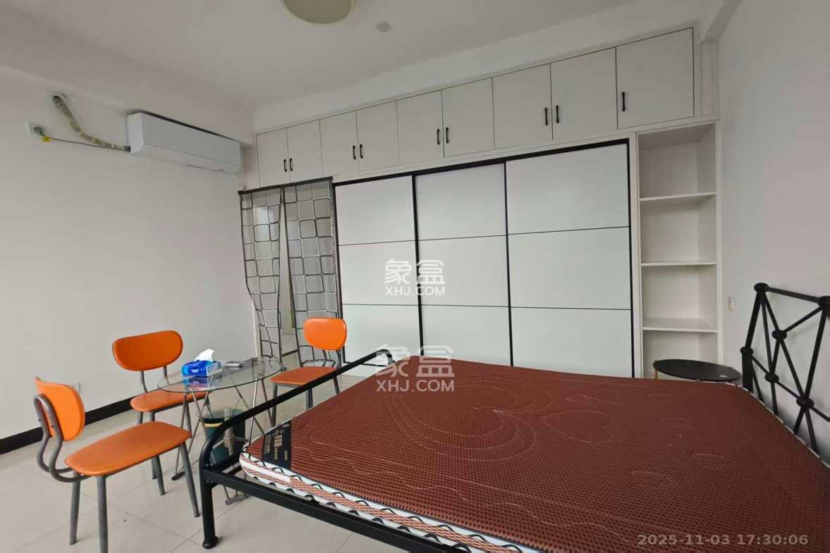 生活艺术城 1室1厅1卫 1500.0元/月 生活艺术城 1室1厅1卫 1500.0元/月室内图