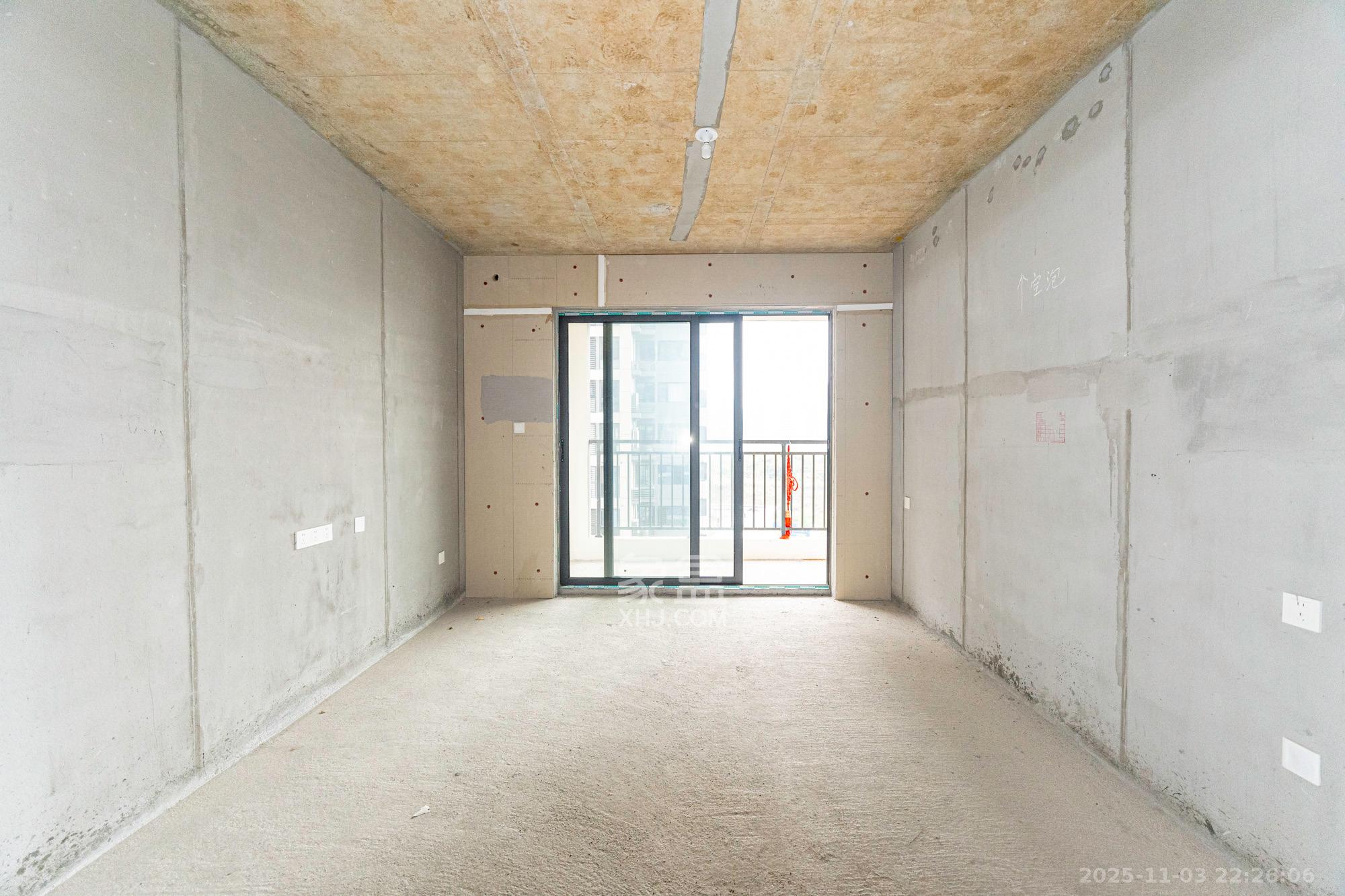 和顺府  4室2厅2卫    120.0万