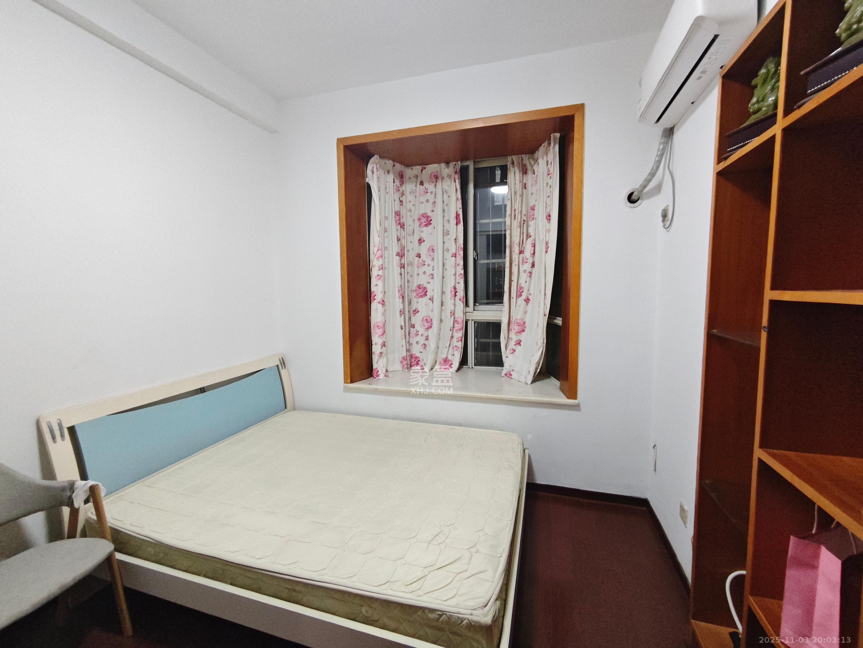 长远华樟名府  3室2厅2卫    2500.0元/月室内图