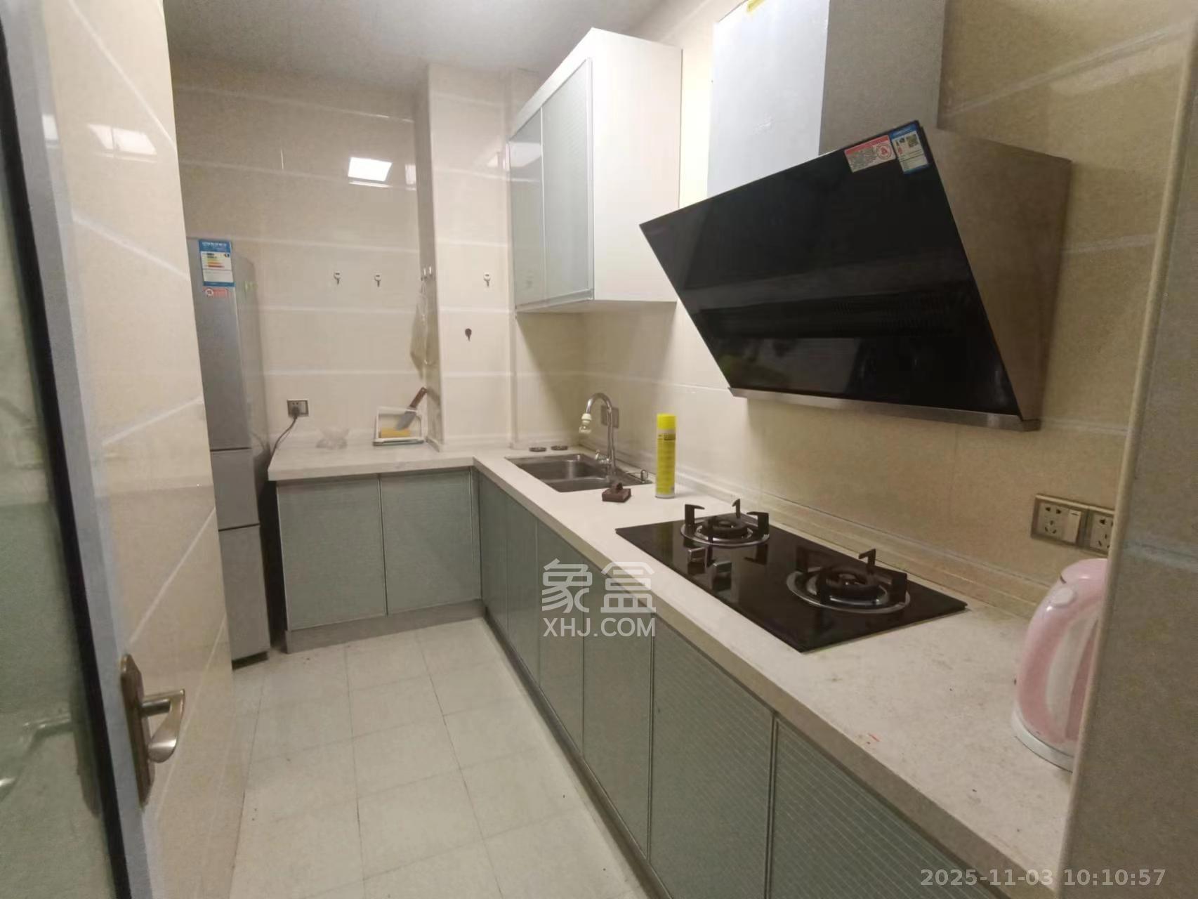 金茂梅溪湖  2室2厅1卫    2500.0元/月室内图