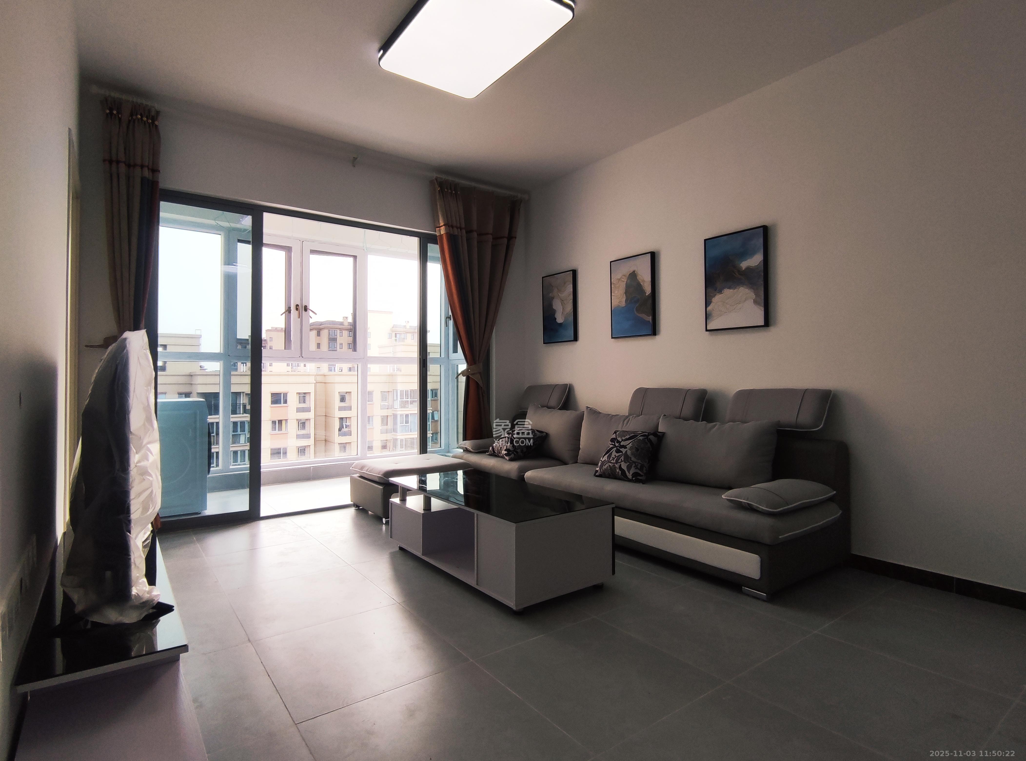 湖湘奥林匹克花园  3室2厅1卫    2200.0元/月