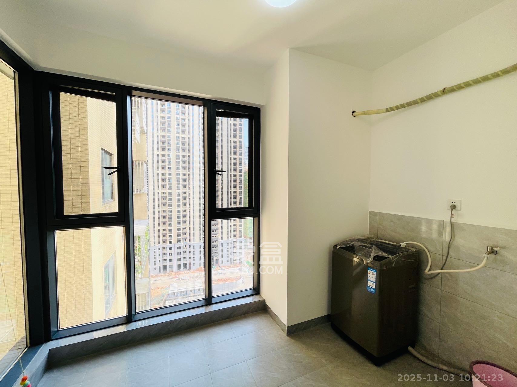 乾城（兴旺乾城）  4室2厅2卫    3000.0元/月室内图