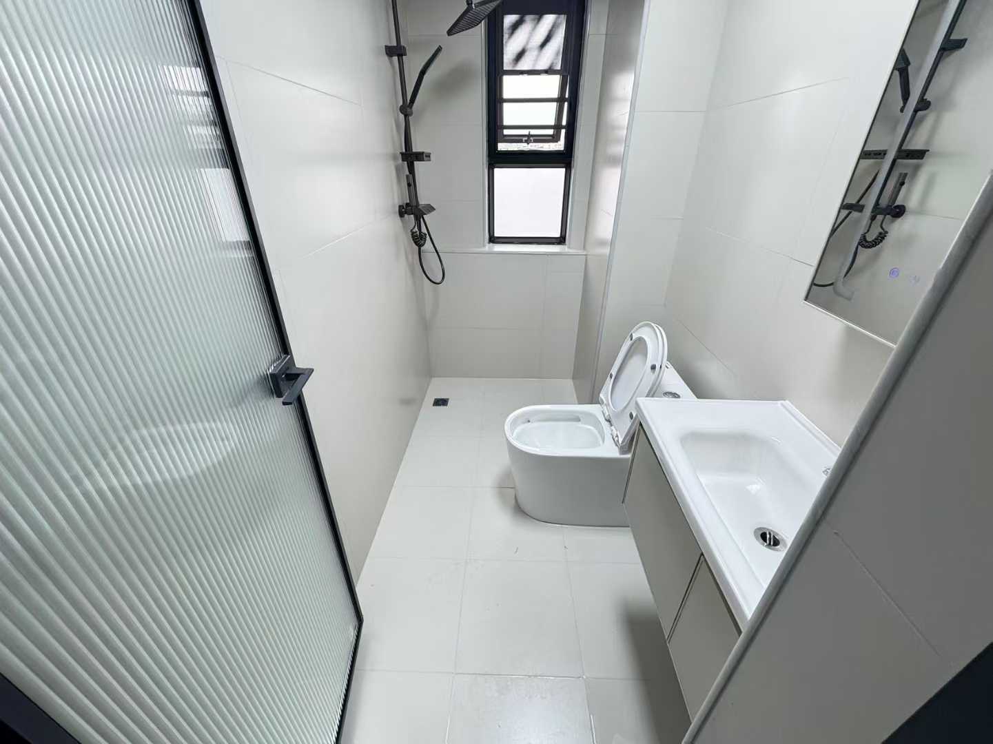 盛贤景都  3室2厅2卫    138.0万室内图