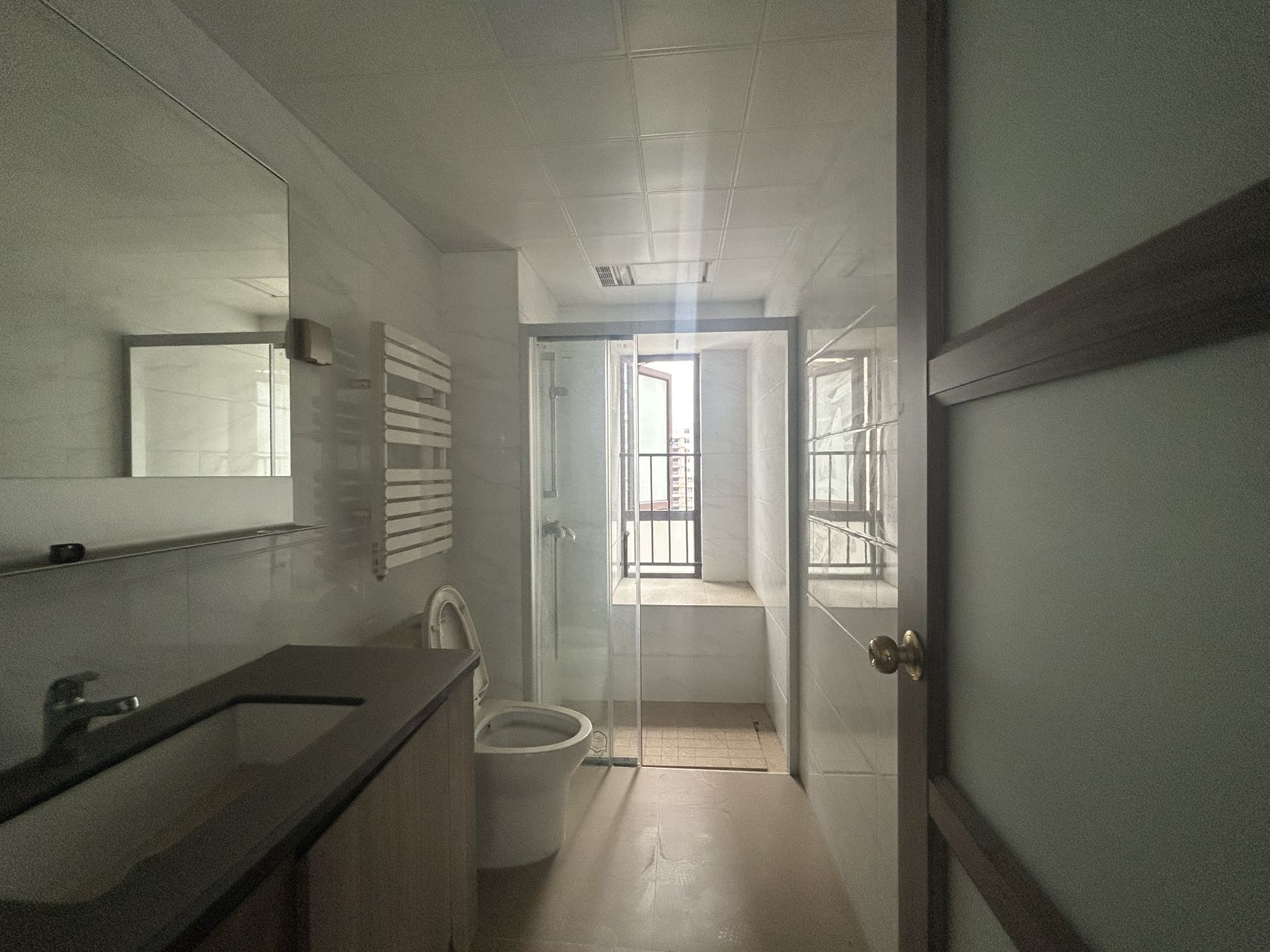 东城首府 4室2厅2卫 1900.0元/月 东城首府 4室2厅2卫 1900.0元/月室内图