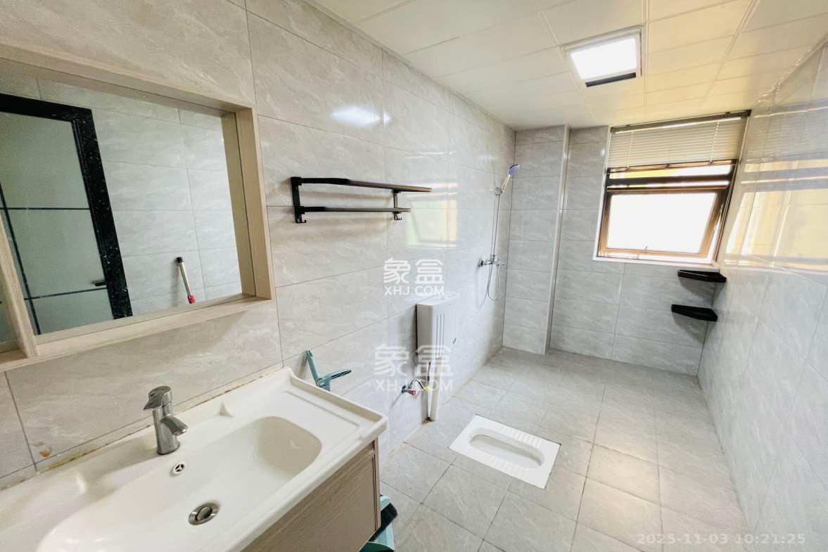 乾城(兴旺乾城) 4室2厅2卫 3000.0元/月 乾城(兴旺乾城) 4室2厅2卫 3000.0元/月室内图