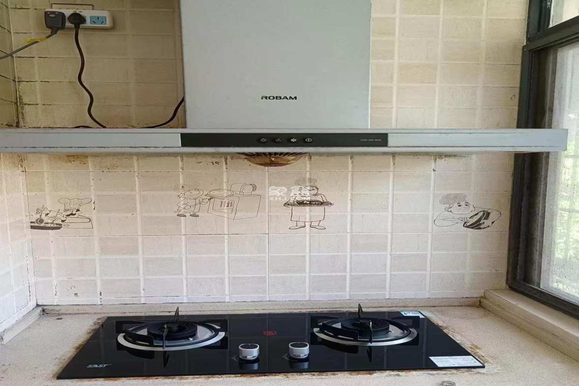 国贸大院 3室2厅2卫 2500.0元/月 国贸大院 3室2厅2卫 2500.0元/月室内图