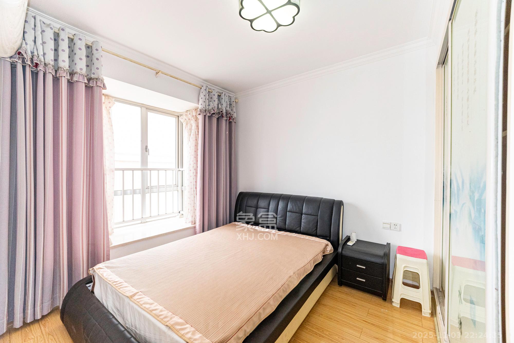 恒广国际景园一二区  2室1厅1卫    55.0万卧室