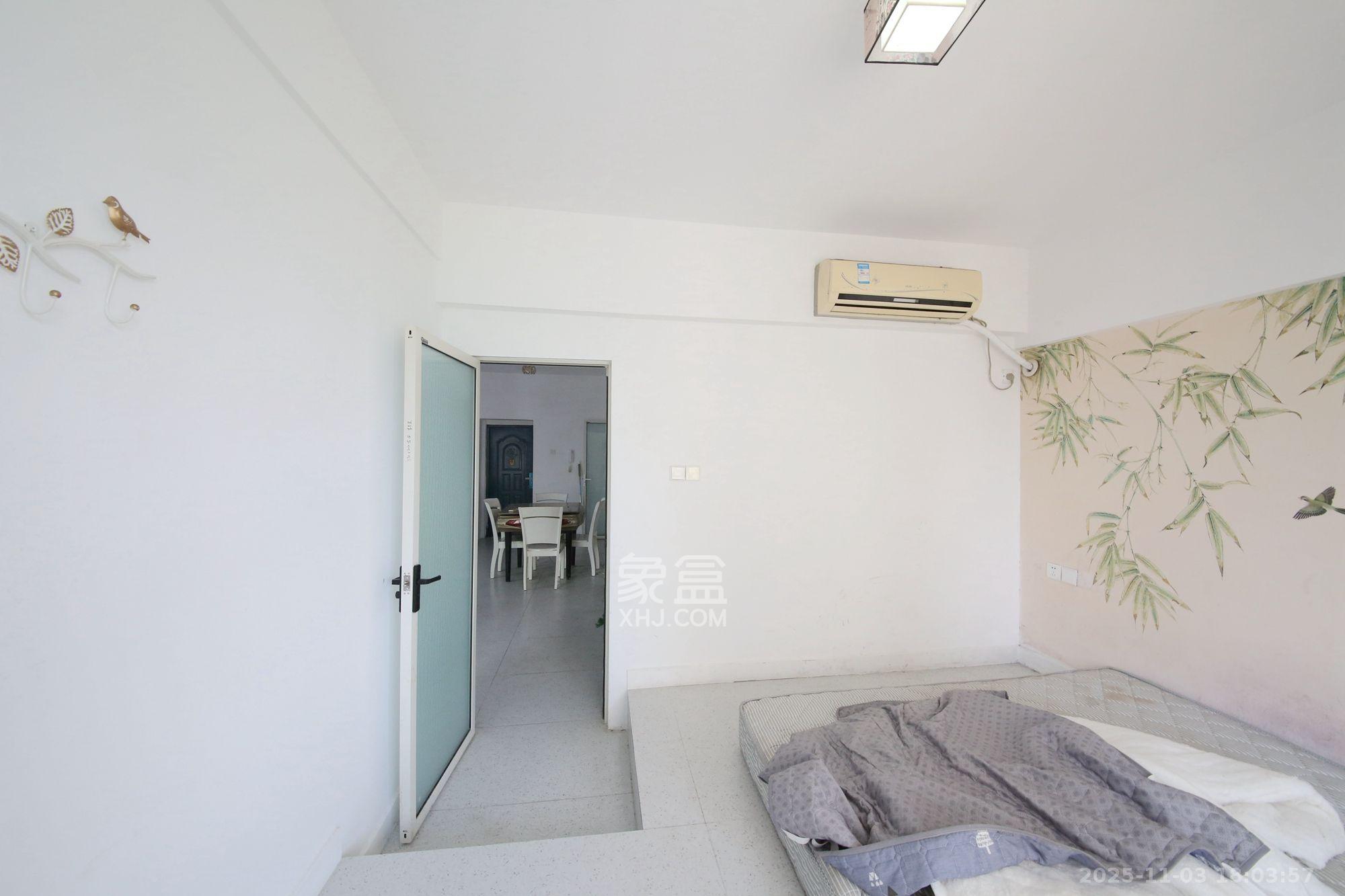 汇源大厦  1室2厅1卫    3500.0元/月室内图