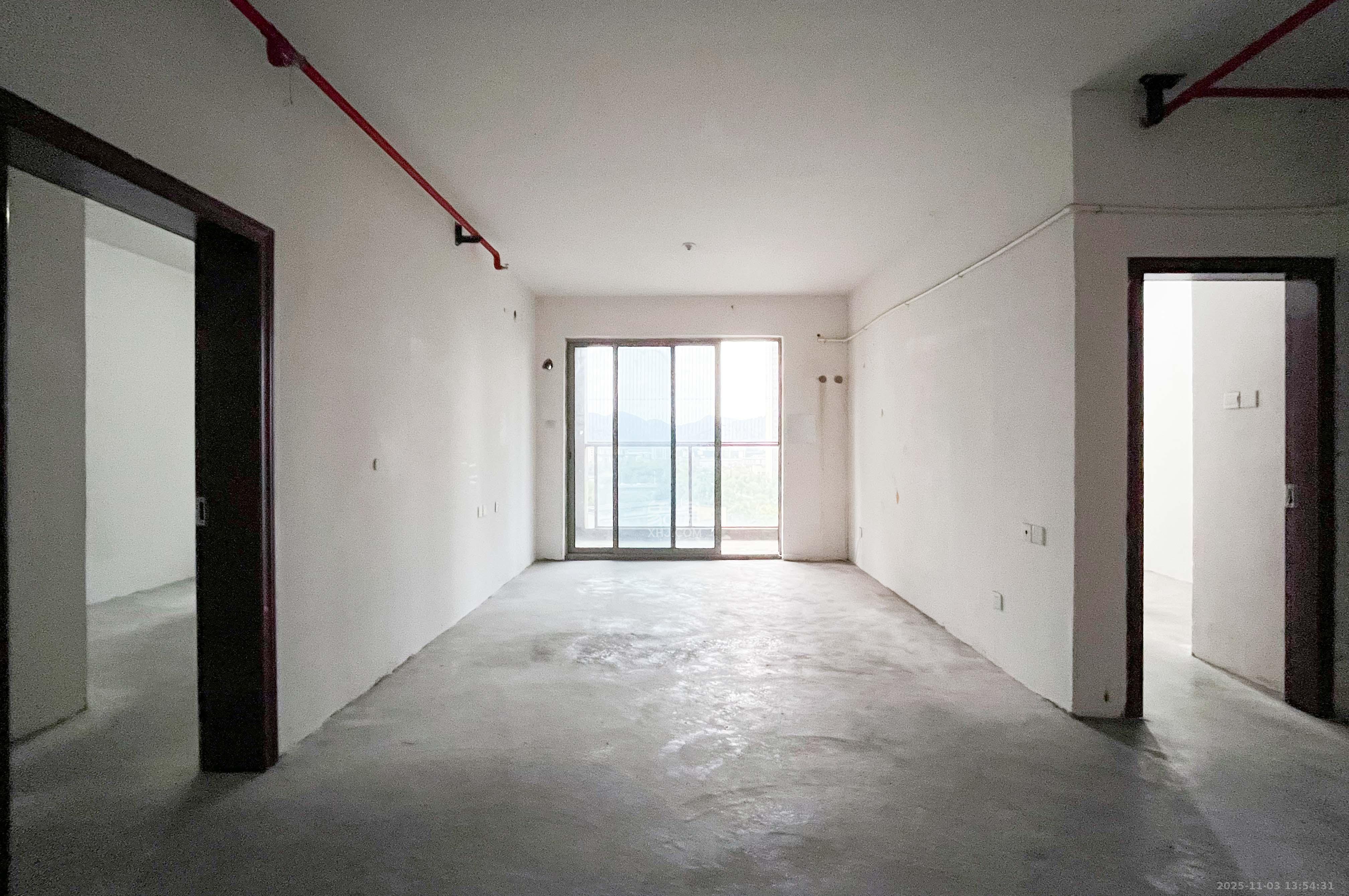 梅溪湖金茂湾 3室2厅2卫 105.0万 梅溪湖金茂湾 3室2厅2卫 105.0万客厅