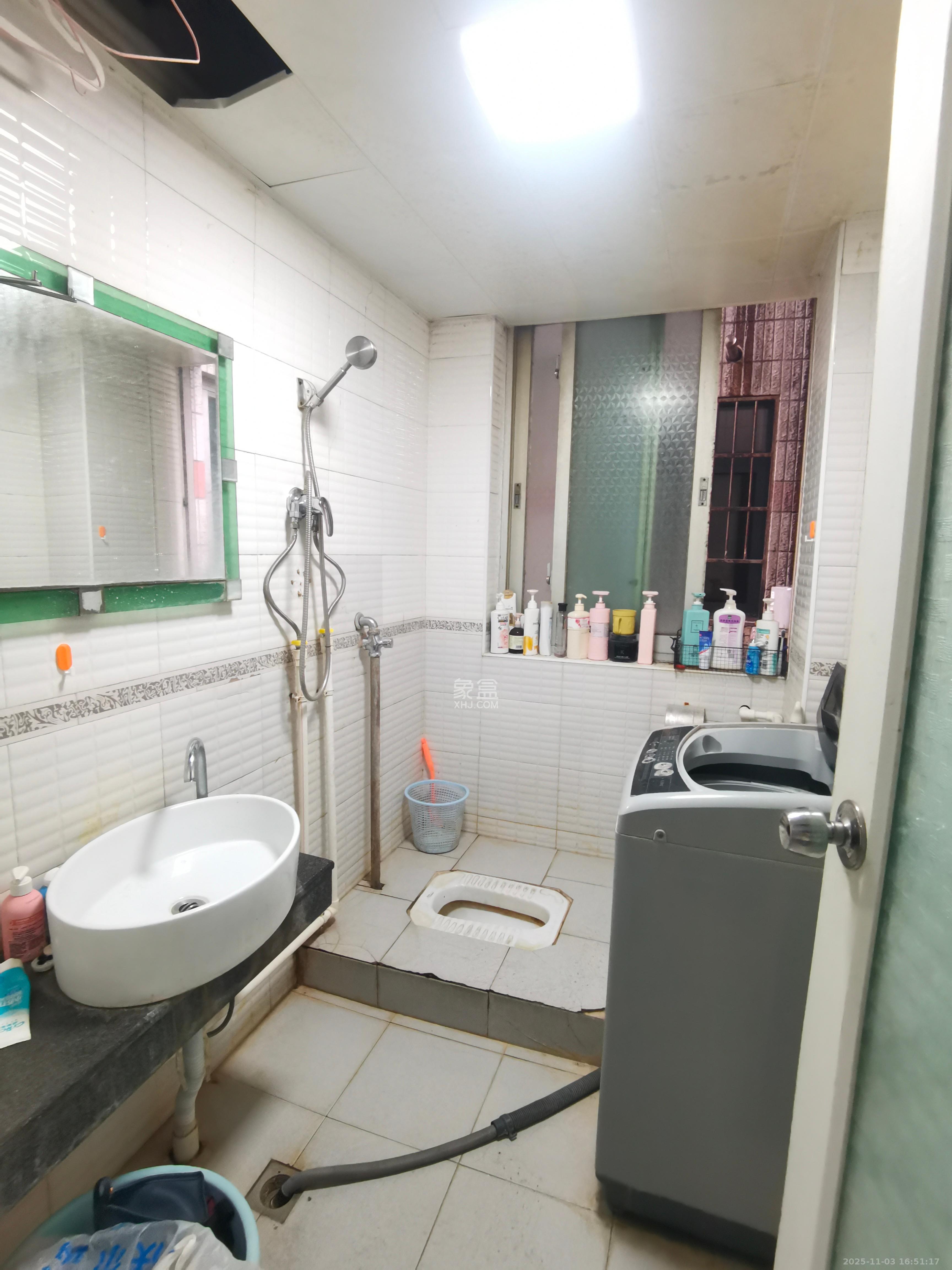 海东青大厦  1室2厅1卫    3200.0元/月室内图