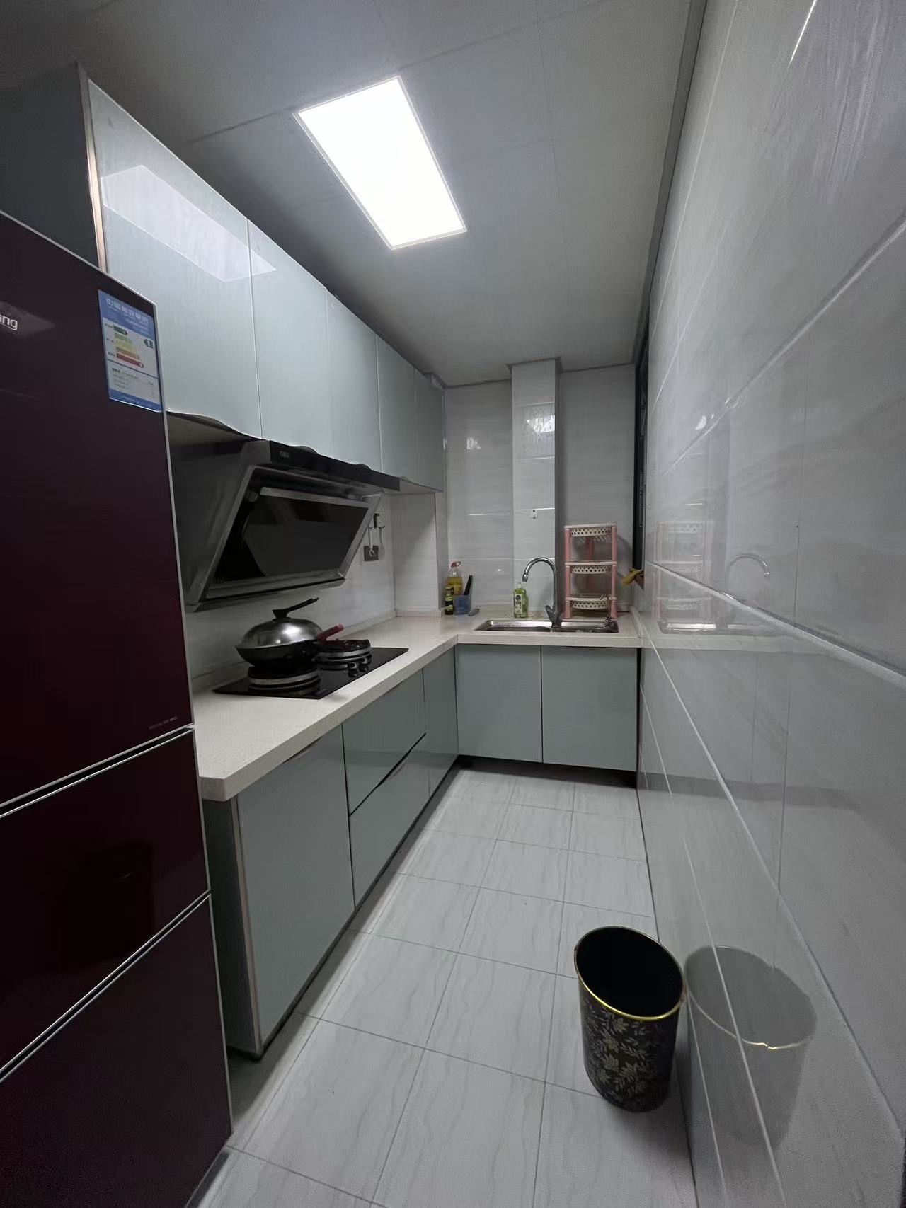 御花园  2室2厅1卫    1500.0元/月室内图