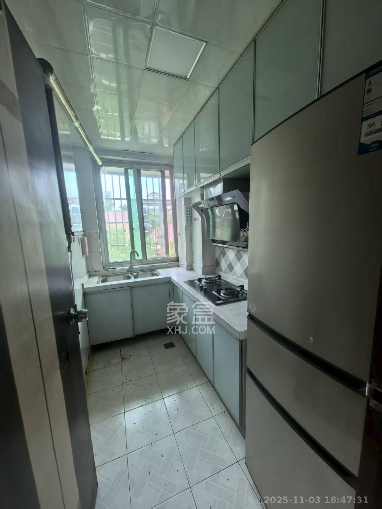 福城社区22片、23片安置小区 2室1厅1卫 1300.0元/月 福城社区22片、23片安置小区 2室1厅1卫 1300.0元/月室内图