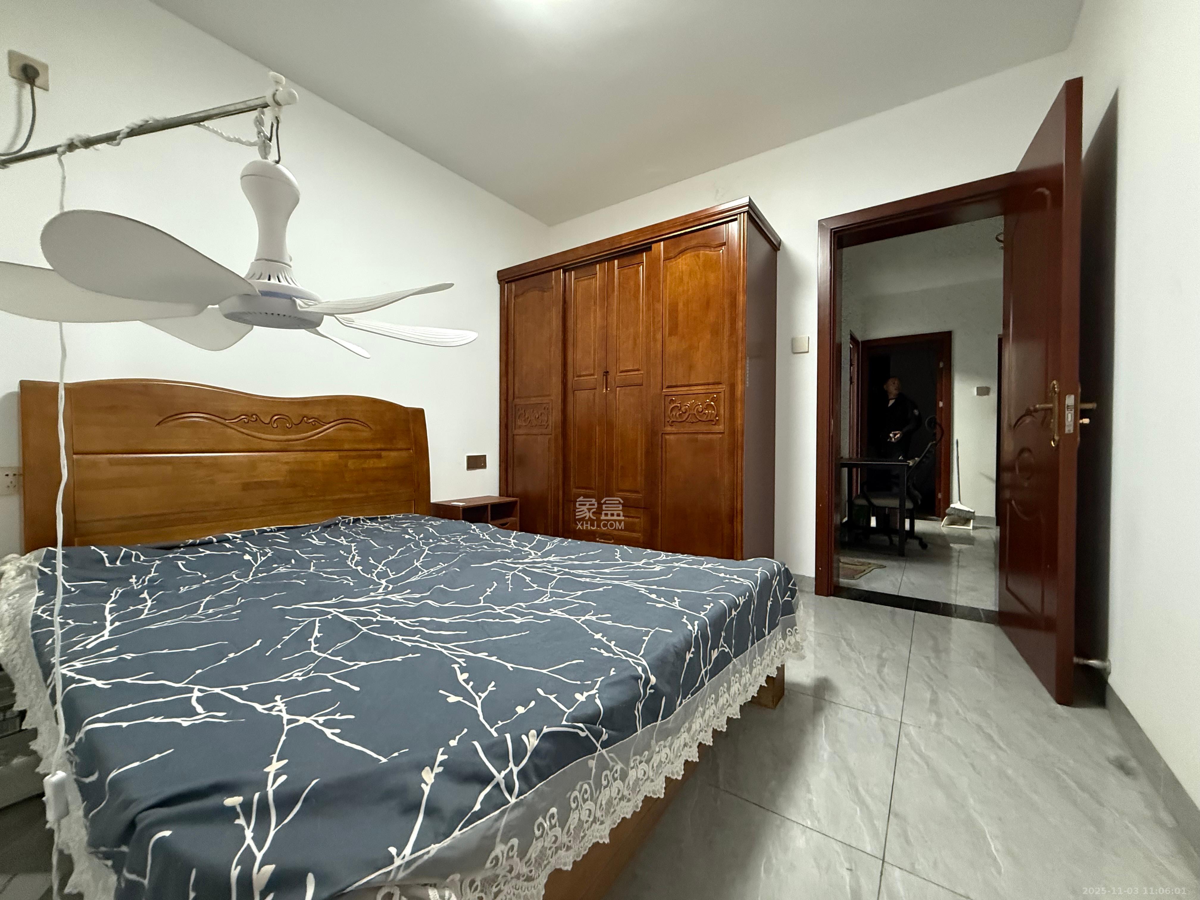 红花坡社区  2室1厅1卫    1500.0元/月室内图