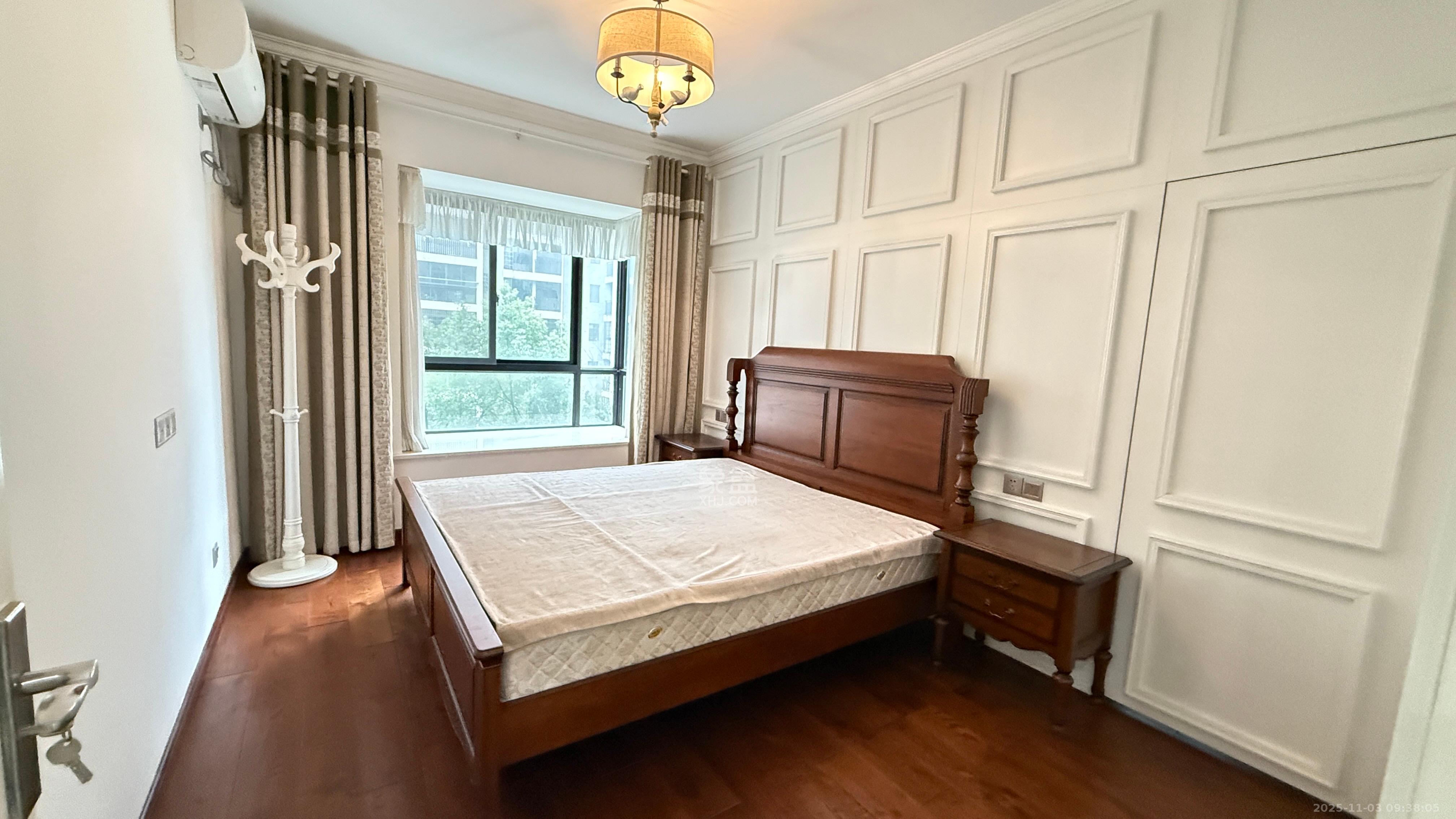 盛世景园  3室2厅1卫    43.8万客厅