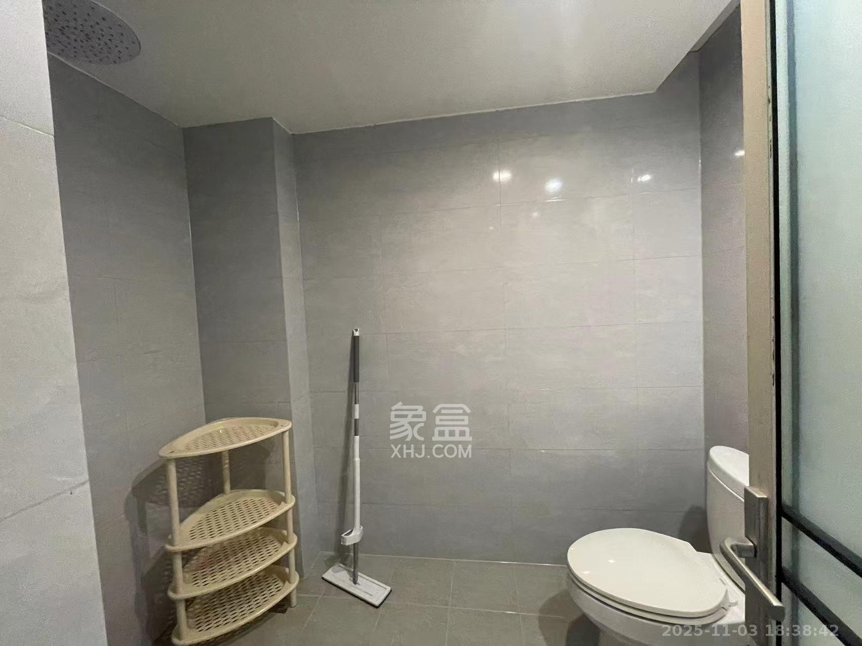 沁园春御院  1室1厅1卫    1800.0元/月室内图