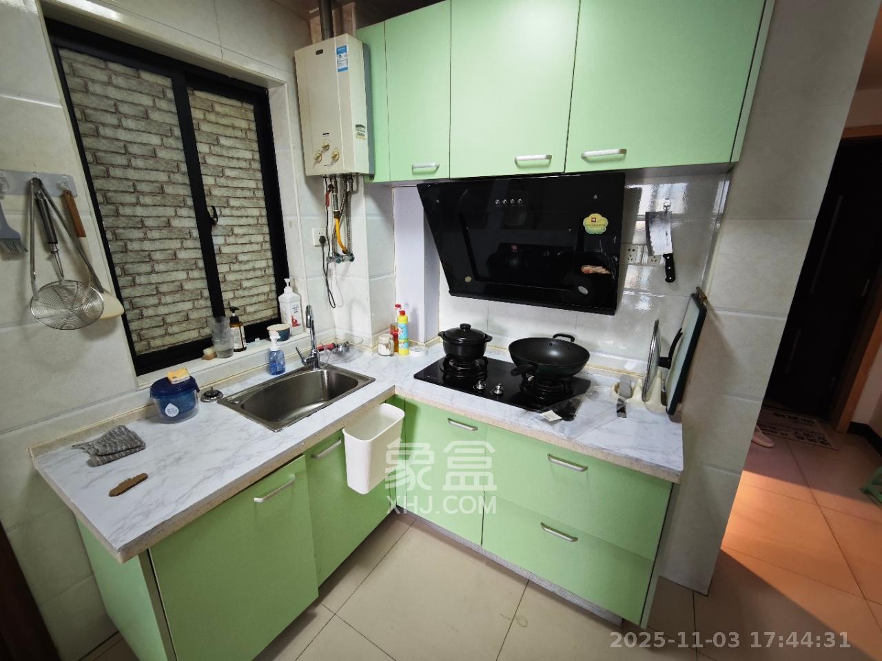 阿普阿布  1室1厅1卫    1900.0元/月室内图