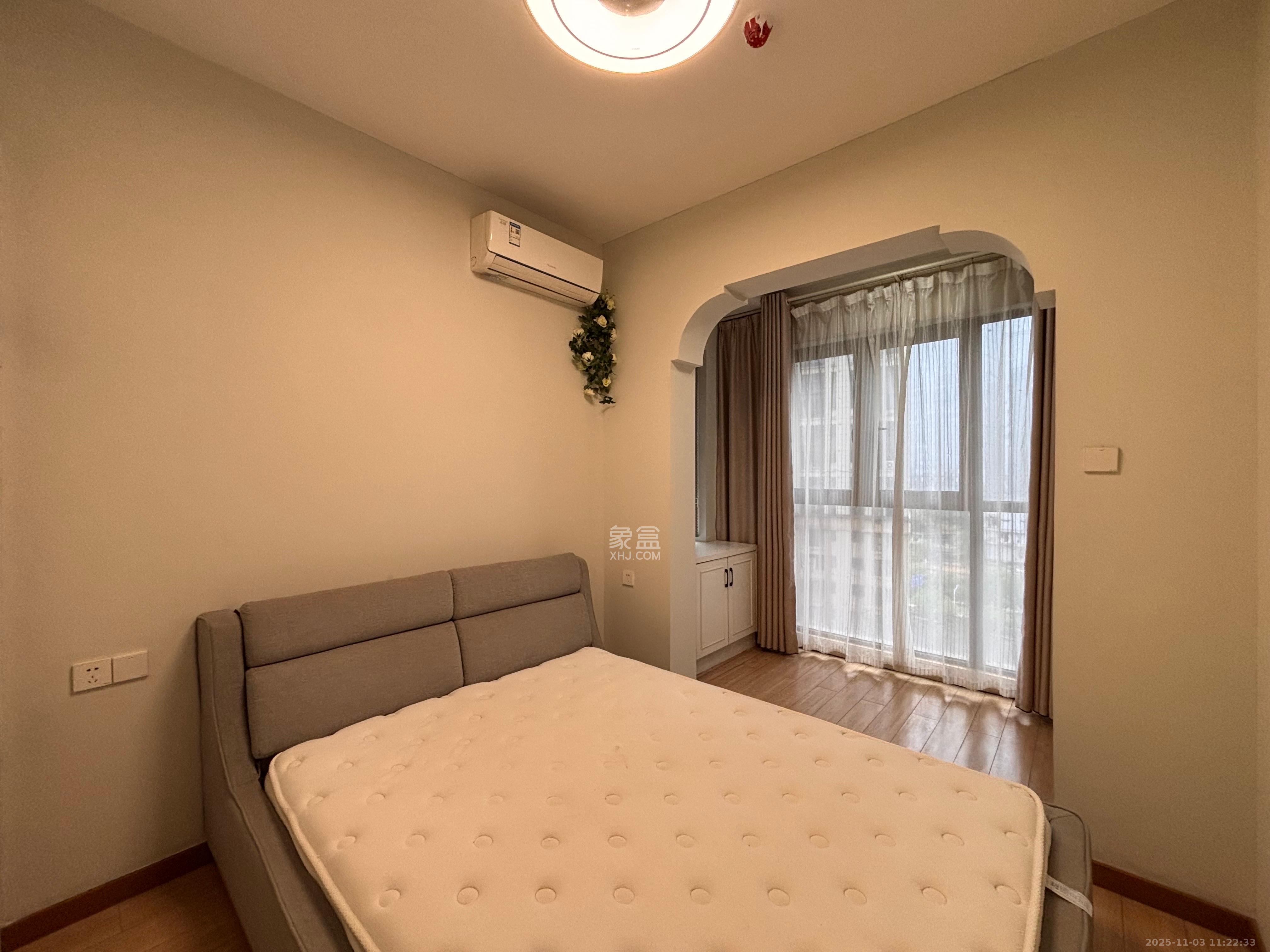 南山雍江汇(滨江国际新城) 3室1厅1卫 3000.0元/月 南山雍江汇(滨江国际新城) 3室1厅1卫 3000.0元/月室内图