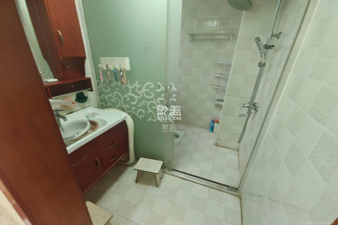 洋湖时代 3室2厅1卫 2100.0元/月 洋湖时代 3室2厅1卫 2100.0元/月室内图