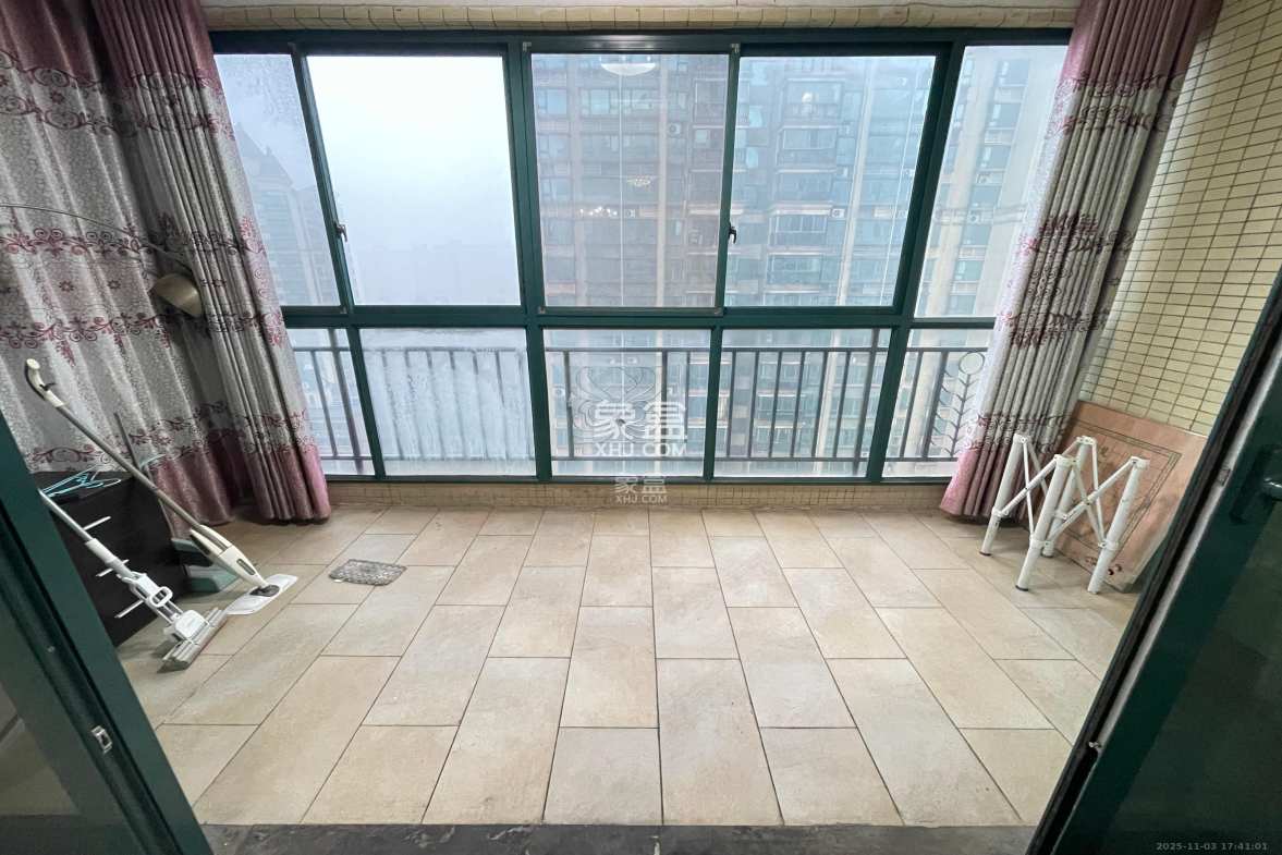 恒大名都 4室2厅2卫 1800.0元/月 恒大名都 4室2厅2卫 1800.0元/月室内图