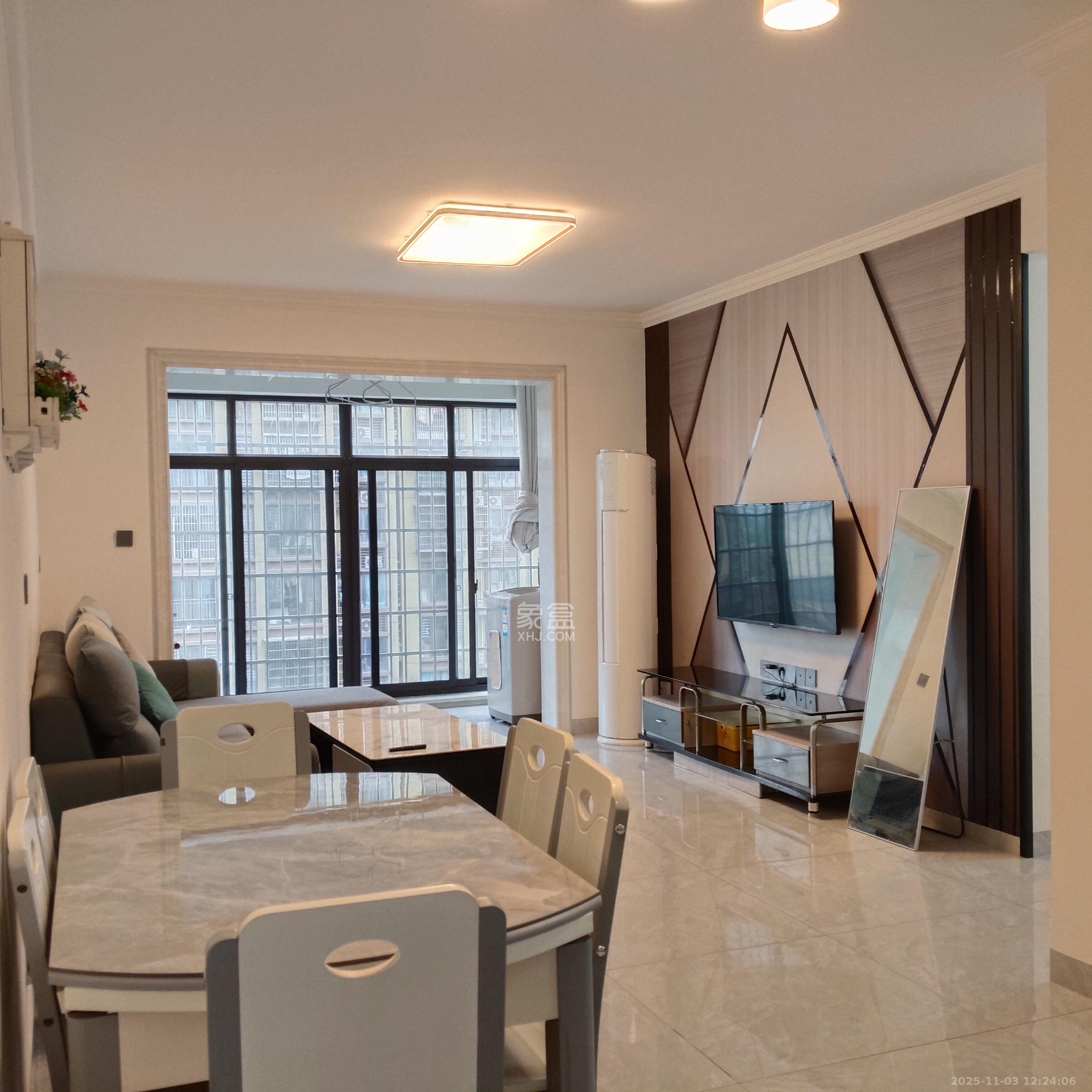 和润园三期 3室1厅1卫 2300.0元/月 和润园三期 3室1厅1卫 2300.0元/月室内图