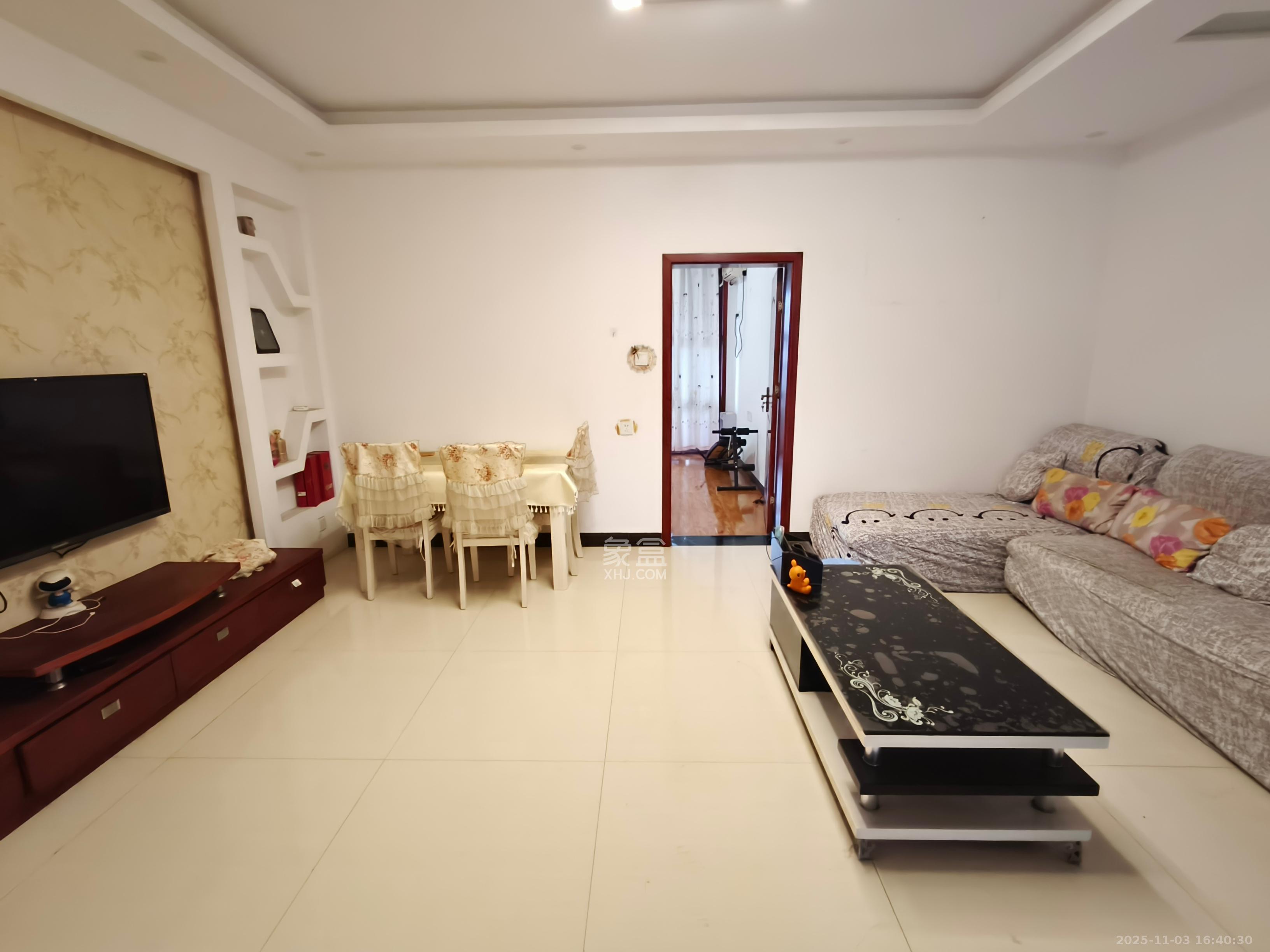 圆梦华庭  2室2厅1卫    880.0元/月室内图1