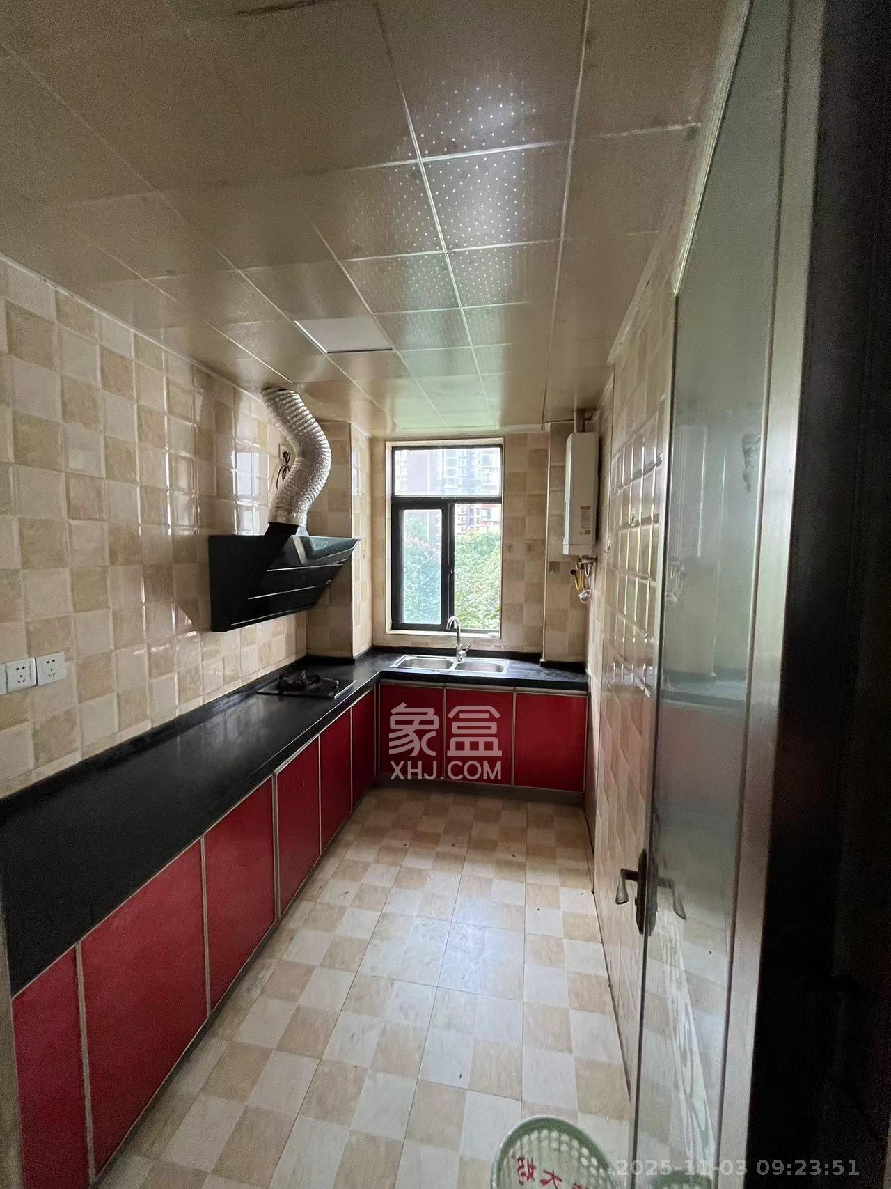 鑫远湘府华城  3室2厅1卫    2500.0元/月室内图