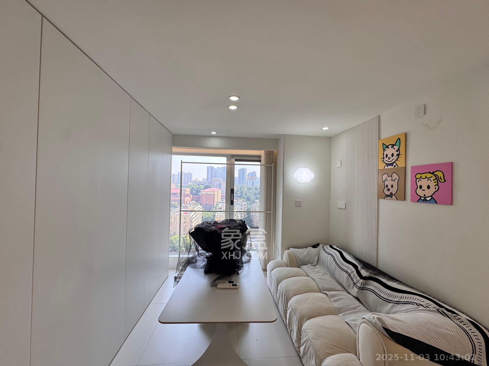 卓越江岸 2室1厅1卫 3300.0元/月 卓越江岸 2室1厅1卫 3300.0元/月室内图