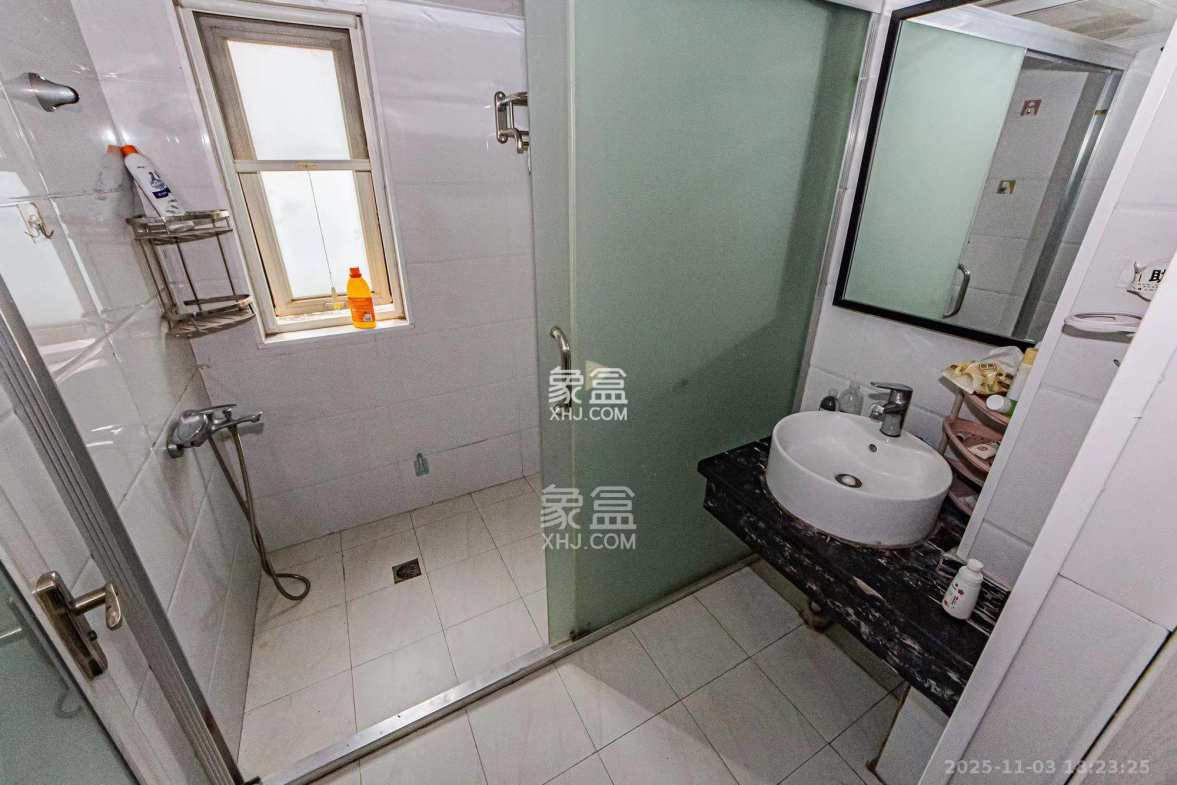 北辰三角洲E3区 3室2厅2卫 3500.0元/月 北辰三角洲E3区 3室2厅2卫 3500.0元/月室内图